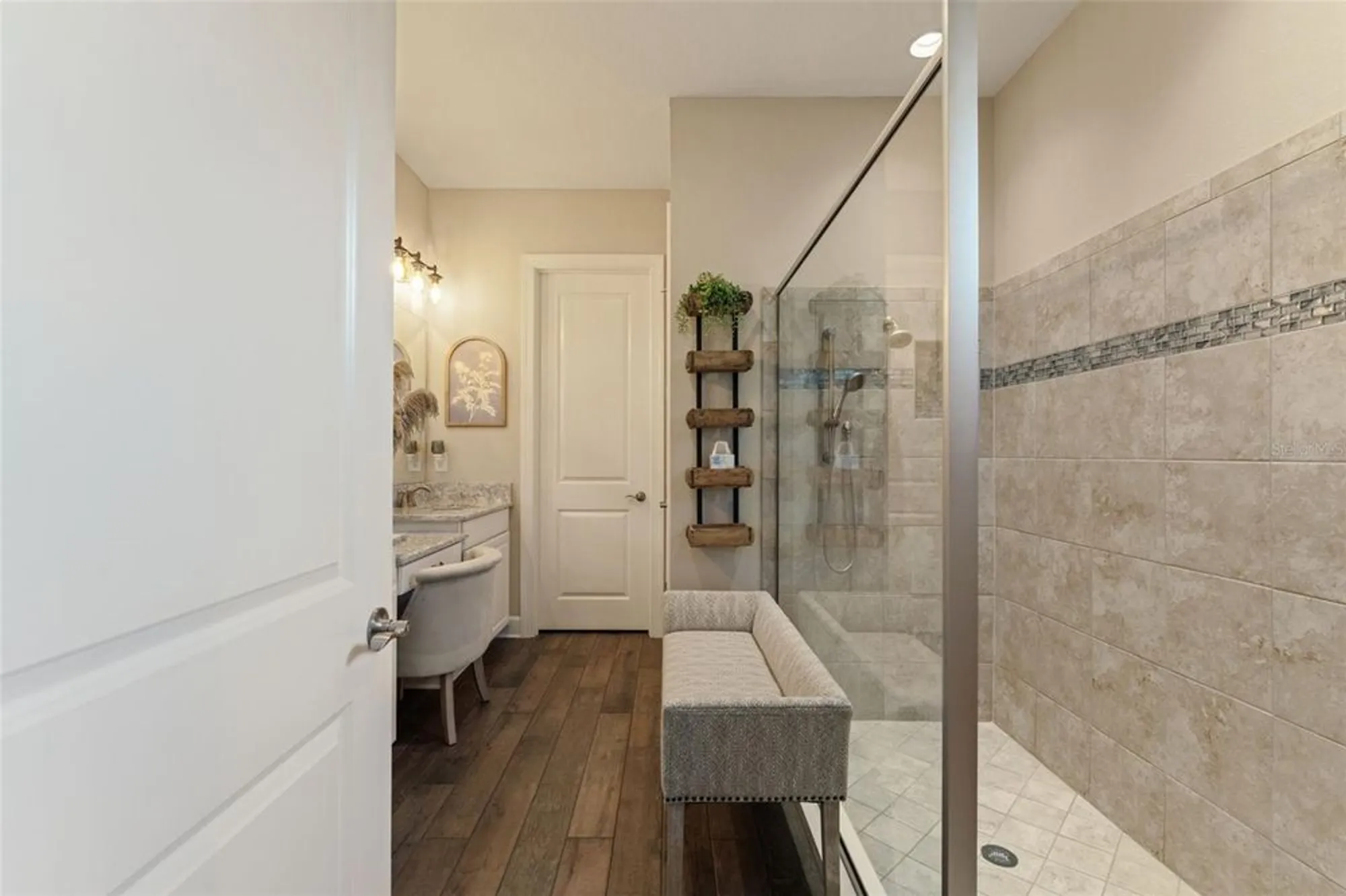 Property Slideshow image 36 of 76 | 11295 juglans dr, Odessa, FL, 33556