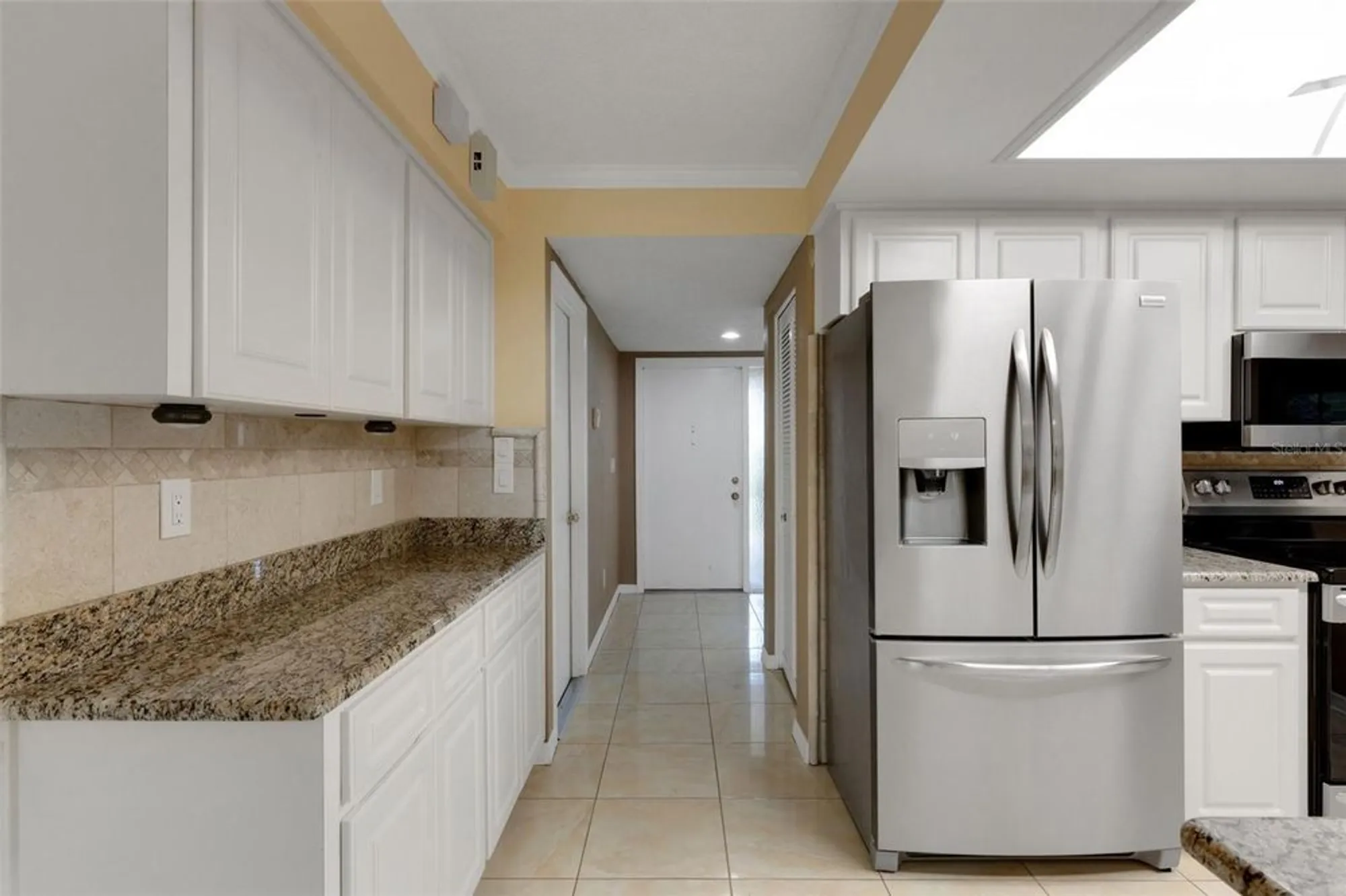 Property Slideshow image 17 of 90 | 3098 e dorchester dr, Palm Harbor, FL, 34684