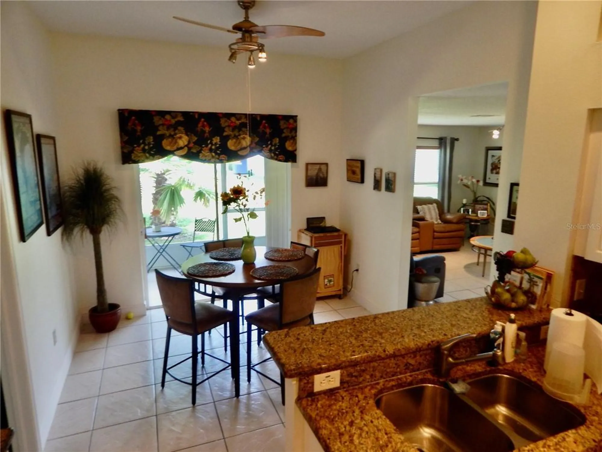 Property Slideshow image 7 of 19 | 29413 caddyshack ln, San Antonio, FL, 33576