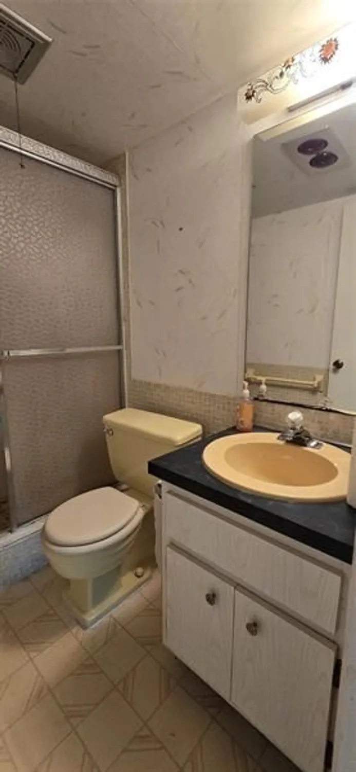 Property Slideshow image 24 of 26 | 4880 nw 22nd st 309, Lauderhill, FL, 33313