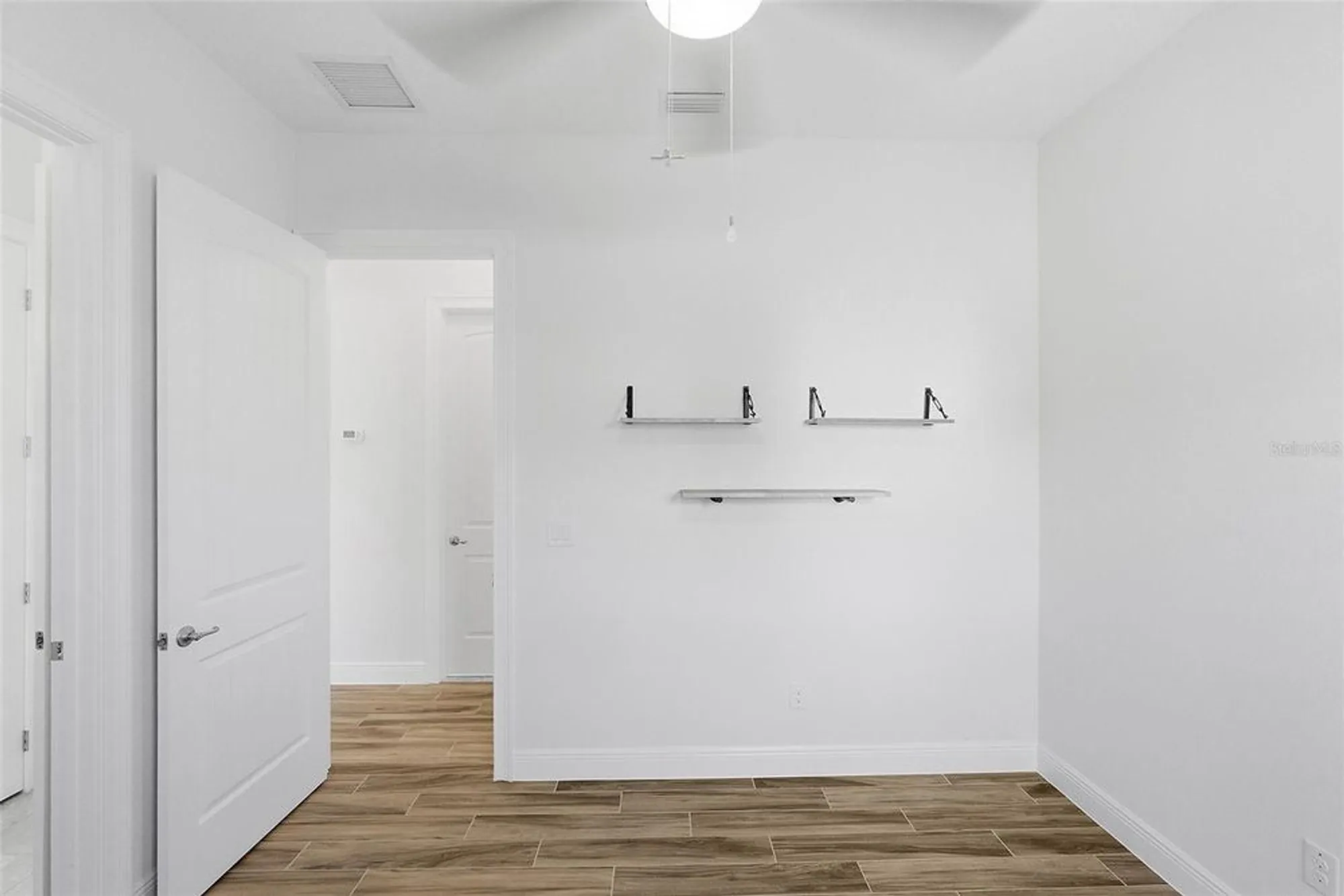 Property Slideshow image 30 of 47 | 39500 hillrise ln, Lady Lake, FL, 32159