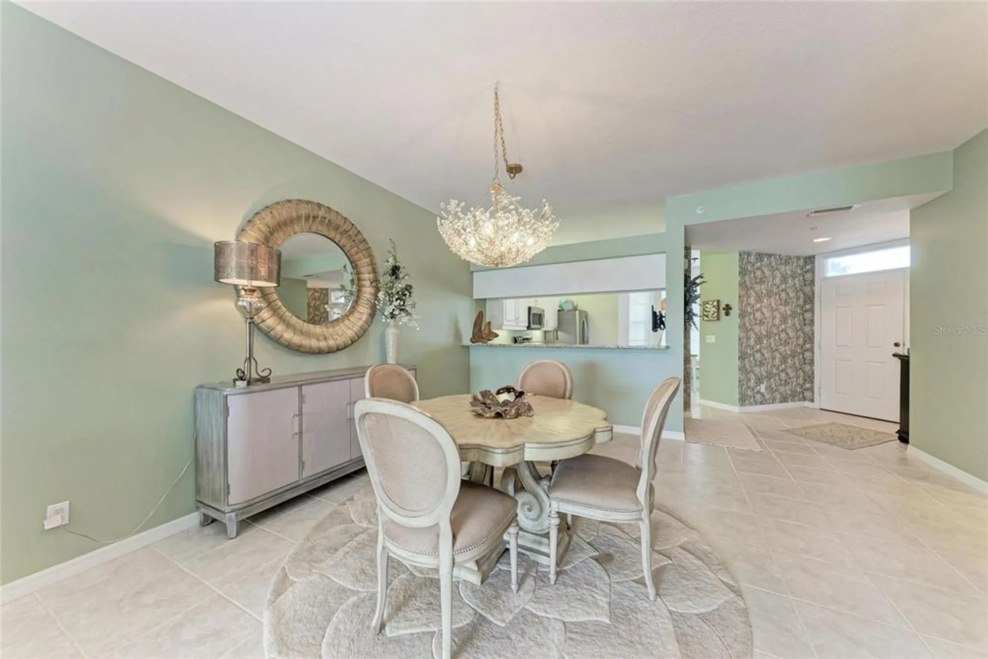 Property Slideshow image 21 of 43 | 119 woodbridge dr 103, Venice, FL, 34293