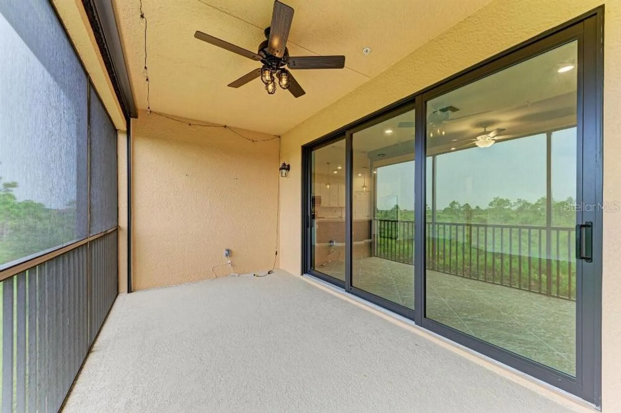 Property Slideshow image 28 of 42 | 10043 crooked creek dr unit 202, Venice, FL, 34293