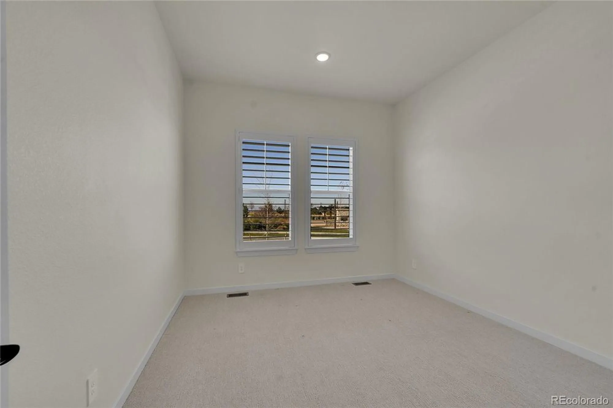 Property Slideshow image 23 of 44 | 8538 s quatar st, Aurora, CO, 80016
