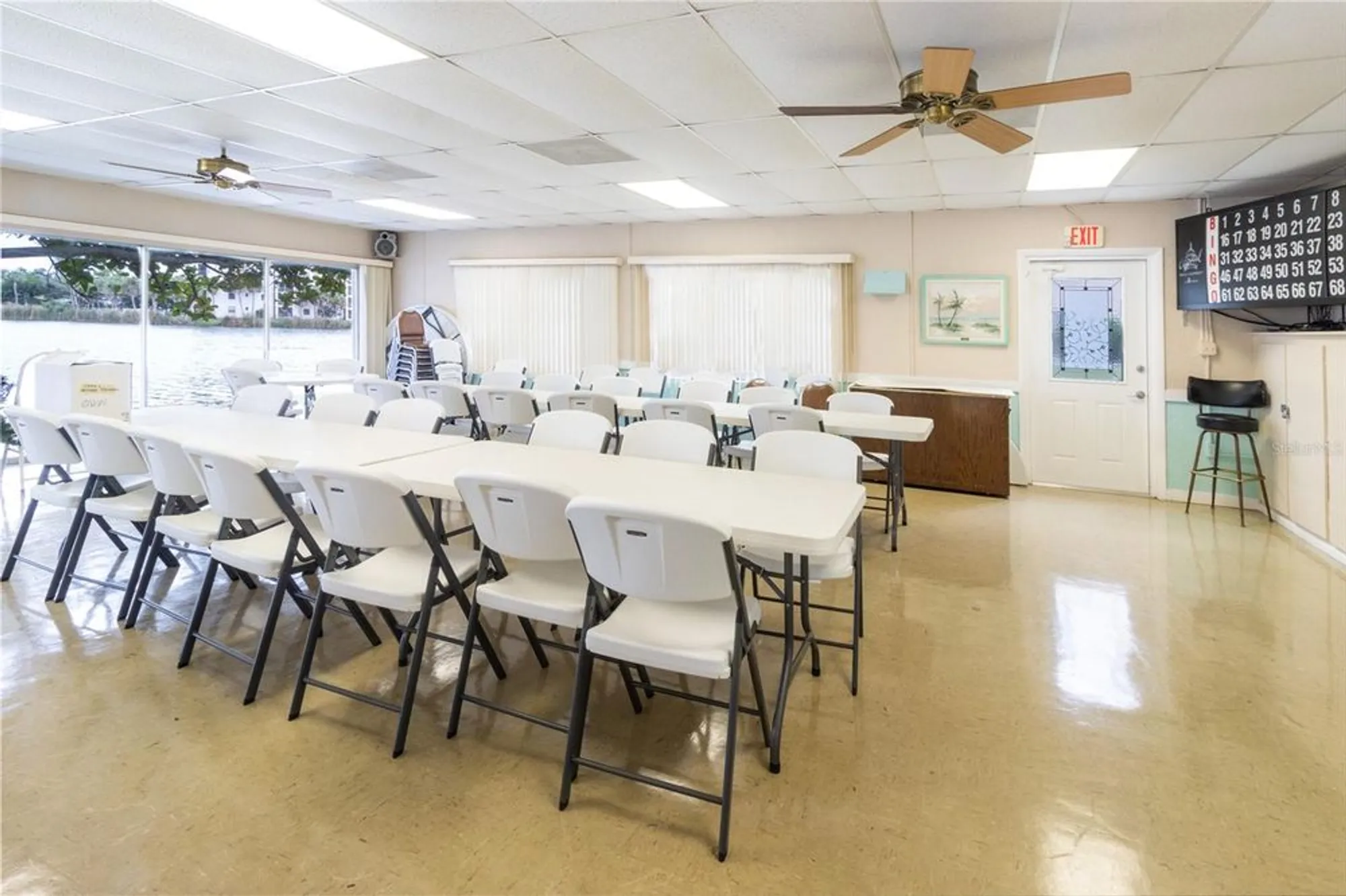 Property Slideshow image 34 of 38 | 4103 lake bayshore dr # 404, Bradenton, FL, 34205