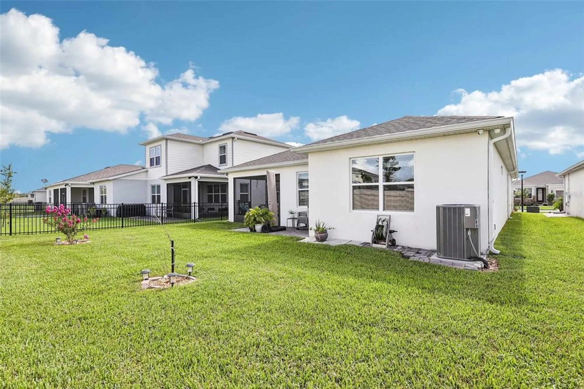 Property Slideshow image 39 of 49 | 2015 spring shower cir, Kissimmee, FL, 34744