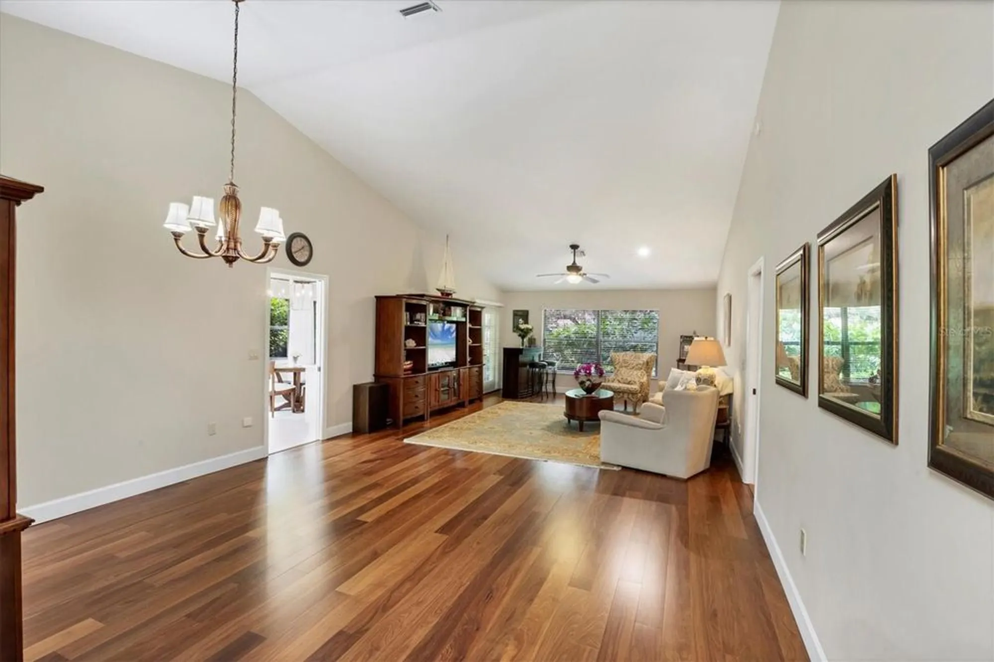 Property Slideshow image 20 of 94 | 7254 oak moss dr 72, Sarasota, FL, 34241