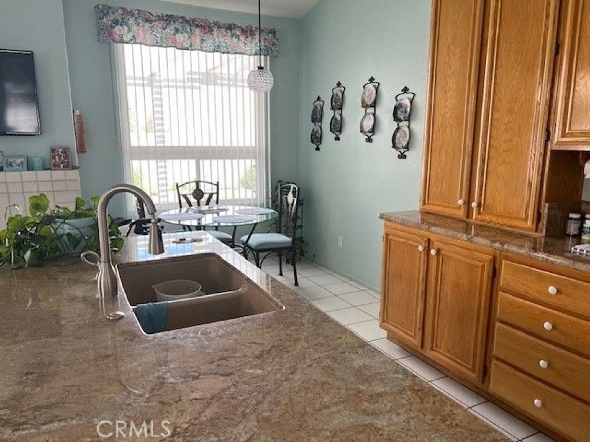 Property Slideshow image 9 of 17 | 1534 woodlands dr, Banning, CA, 92220