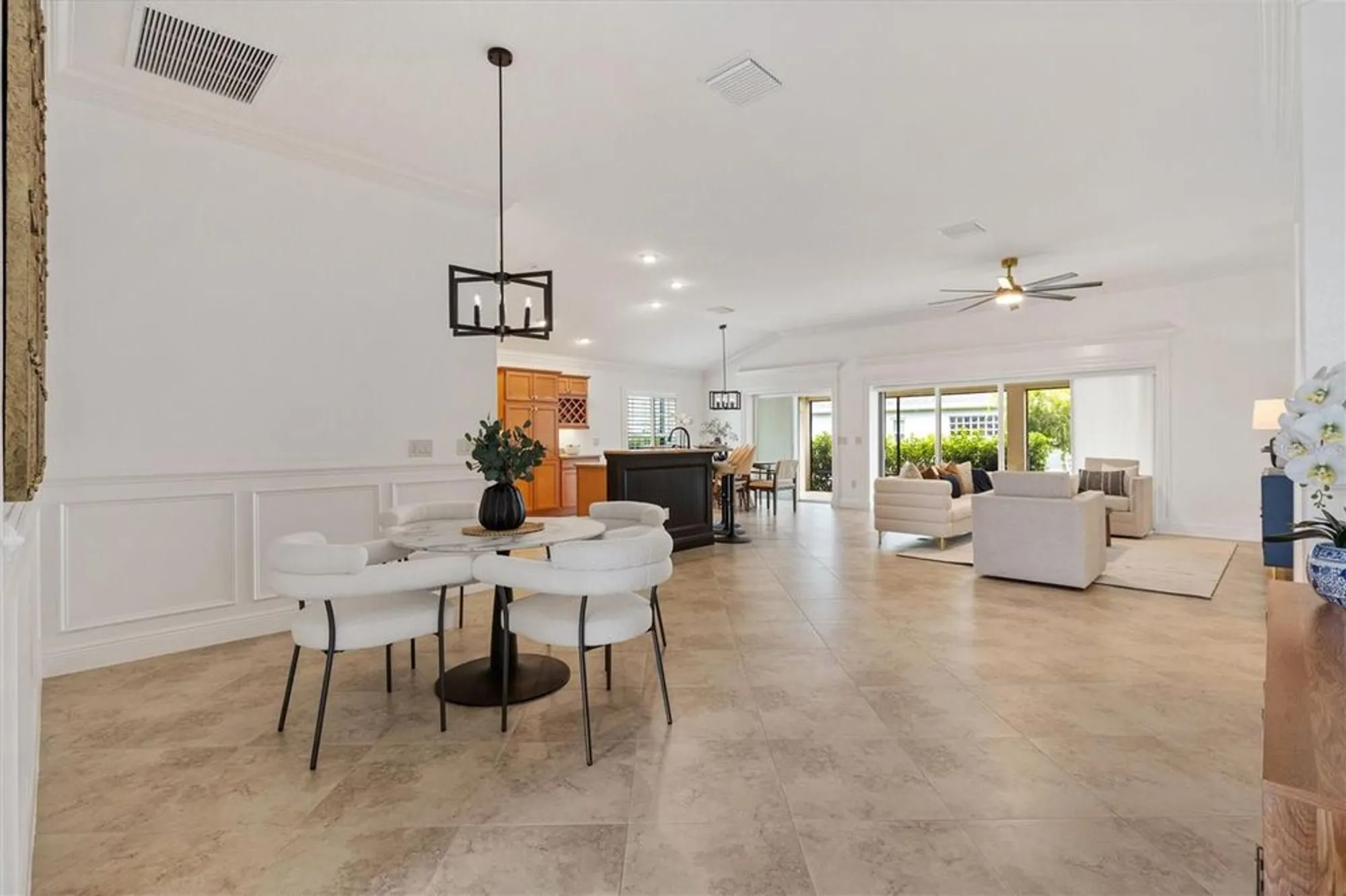 Property Slideshow image 4 of 33 | 5810 penney ln, The Villages, FL, 32163