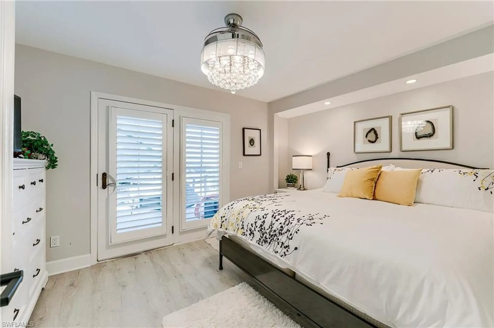 Property Slideshow image 21 of 37 | 3420 thornbury ln, Bonita Springs, FL, 34134