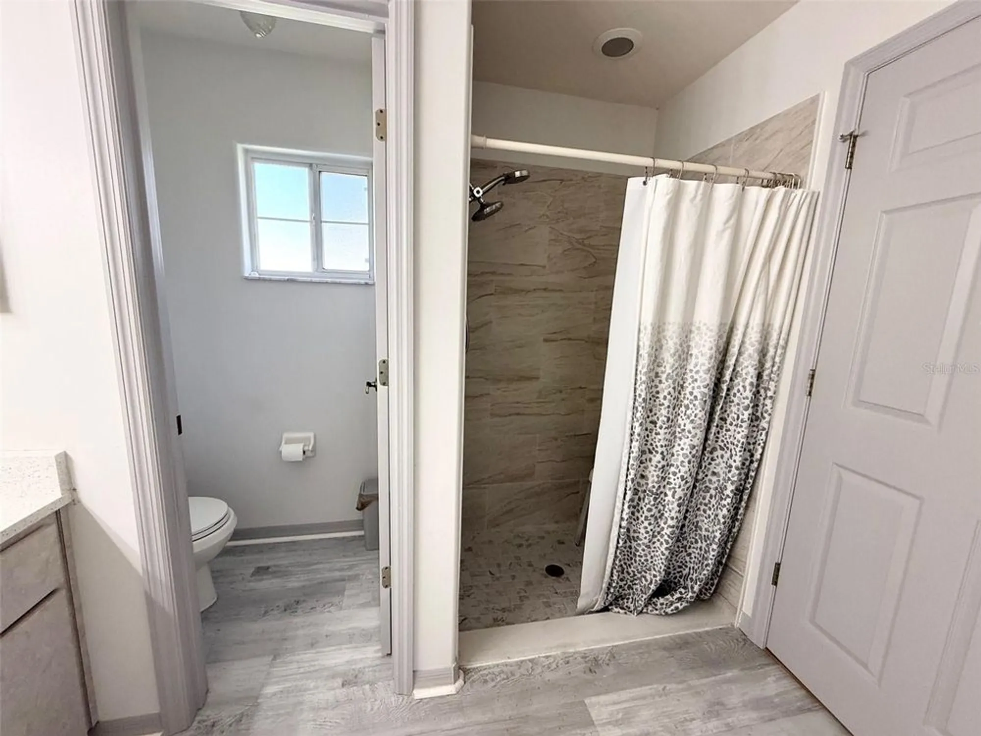 Property Slideshow image 18 of 37 | 6008 sw 103rd loop, Ocala, FL, 34476