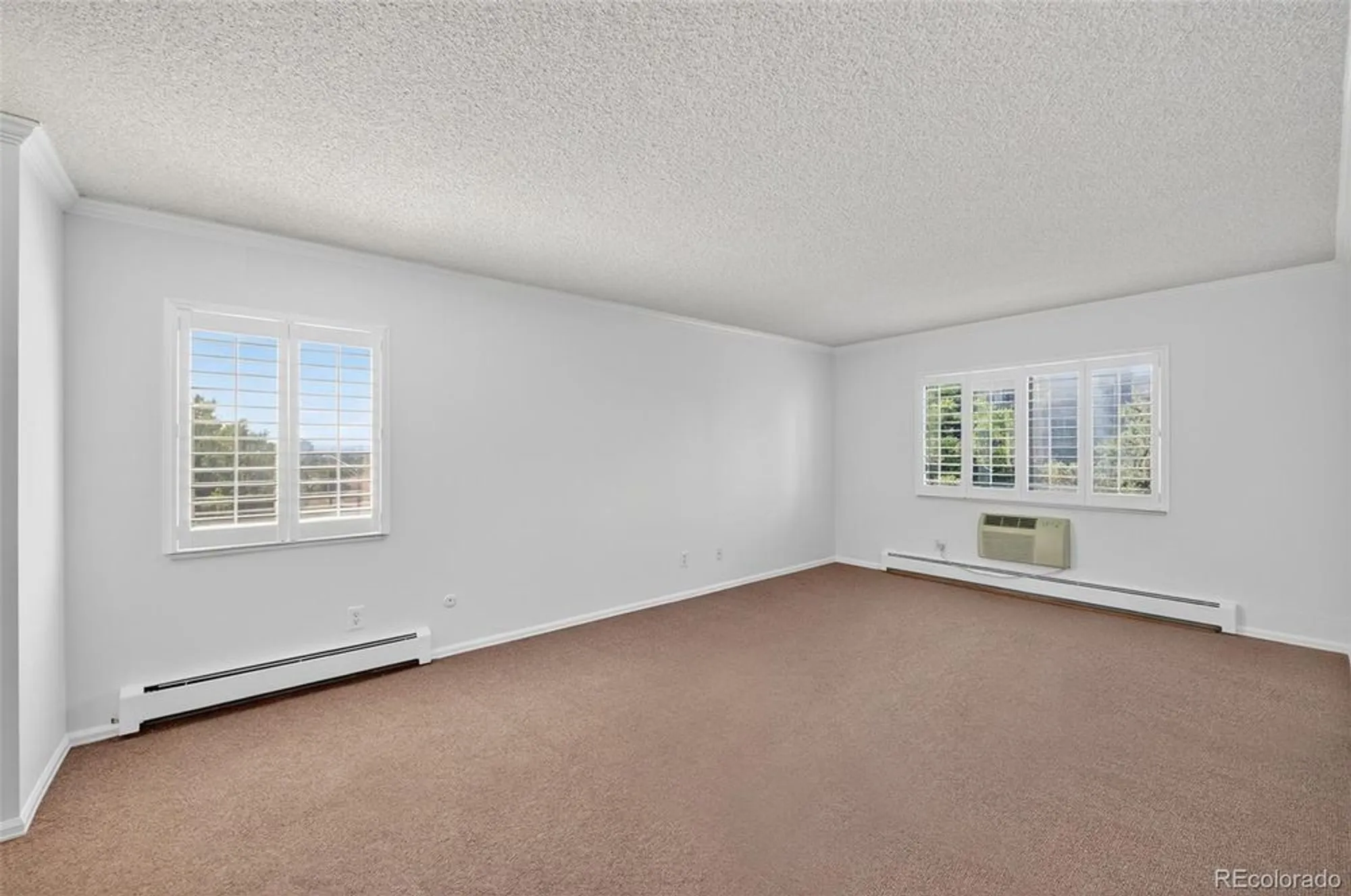 Property Slideshow image 12 of 41 | 13691 e marina dr 412, Aurora, CO, 80014
