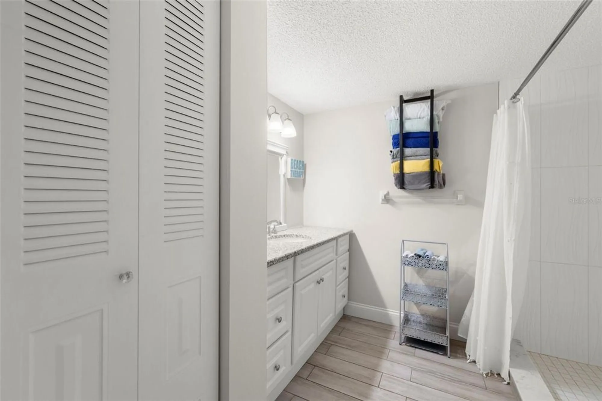 Property Slideshow image 18 of 56 | 1370 heather ridge blvd apt 105, Dunedin, FL, 34698