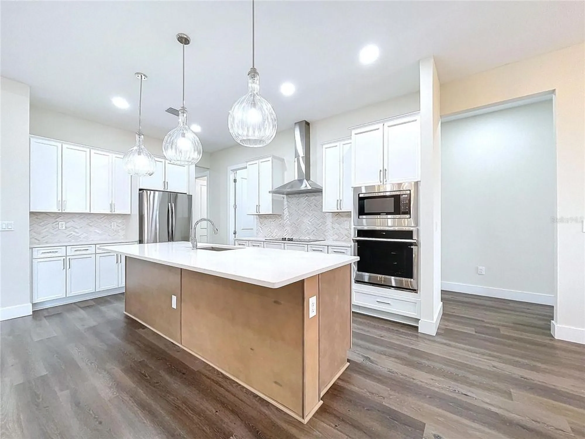 Property Slideshow image 4 of 92 | 9065 mississippi run, Weeki Wachee, FL, 34613