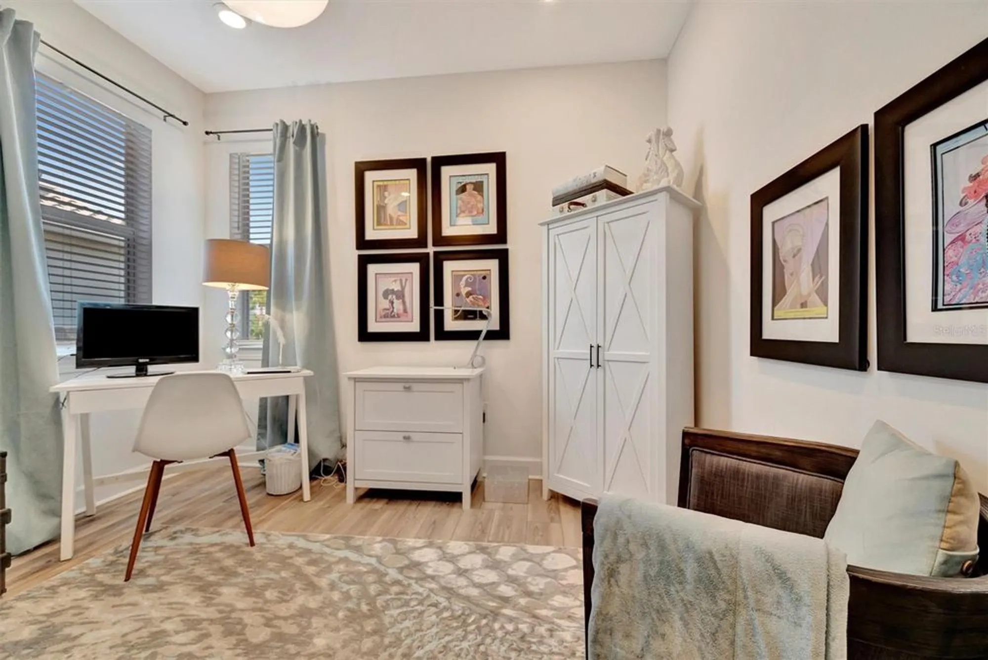 Property Slideshow image 16 of 59 | 25069 pearl lake cir, Englewood, FL, 34223