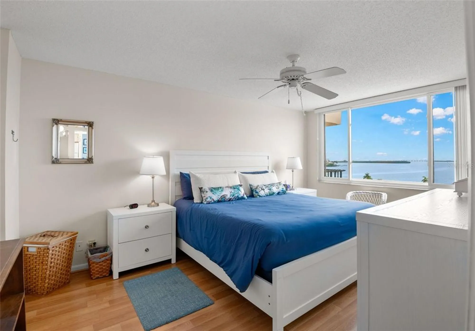 Property Slideshow image 18 of 43 | 6219 palma del mar blvd s apt 606, Saint Petersburg, FL, 33715