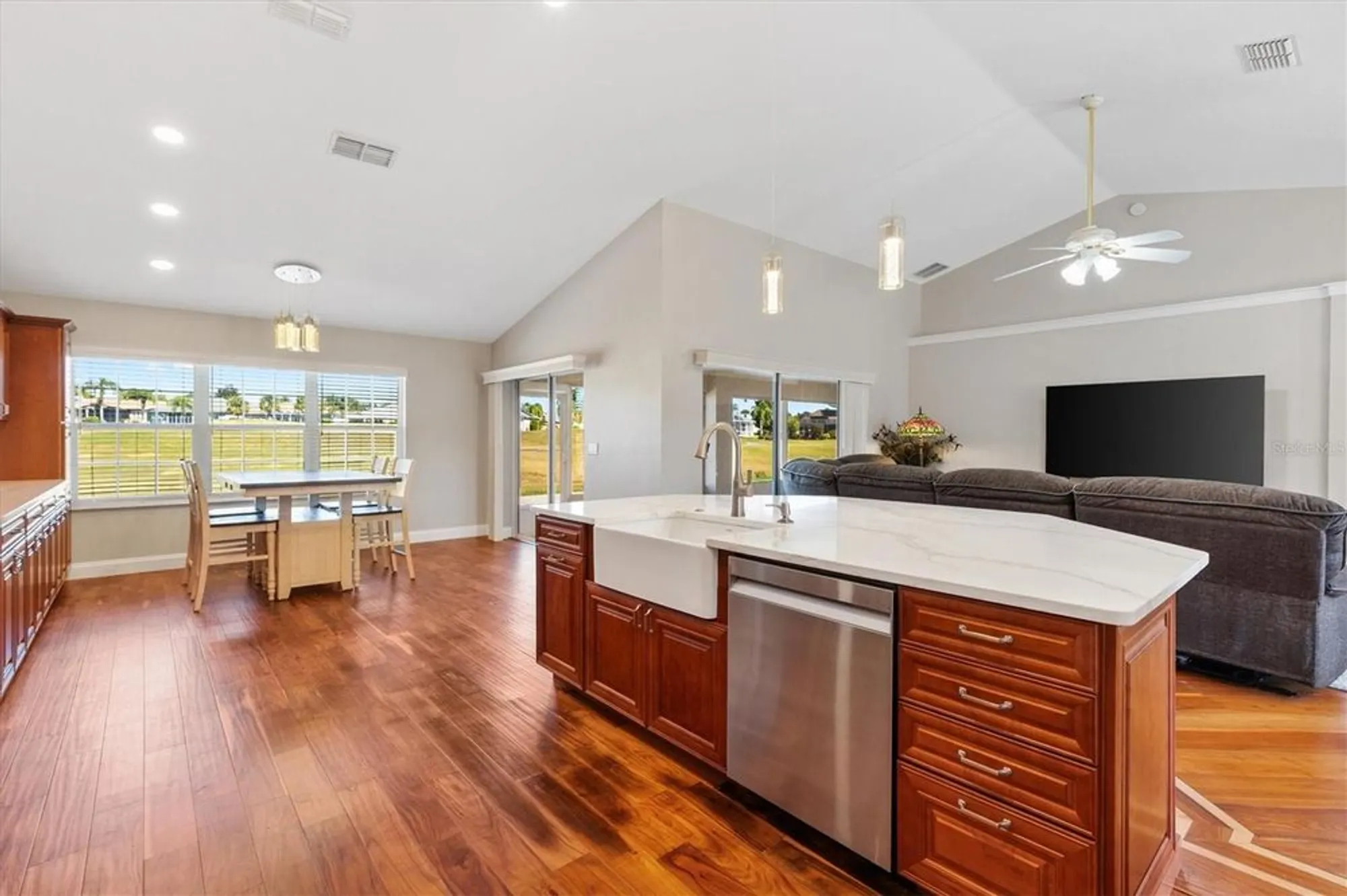 Property Slideshow image 10 of 61 | 11735 se 174th loop, Summerfield, FL, 34491