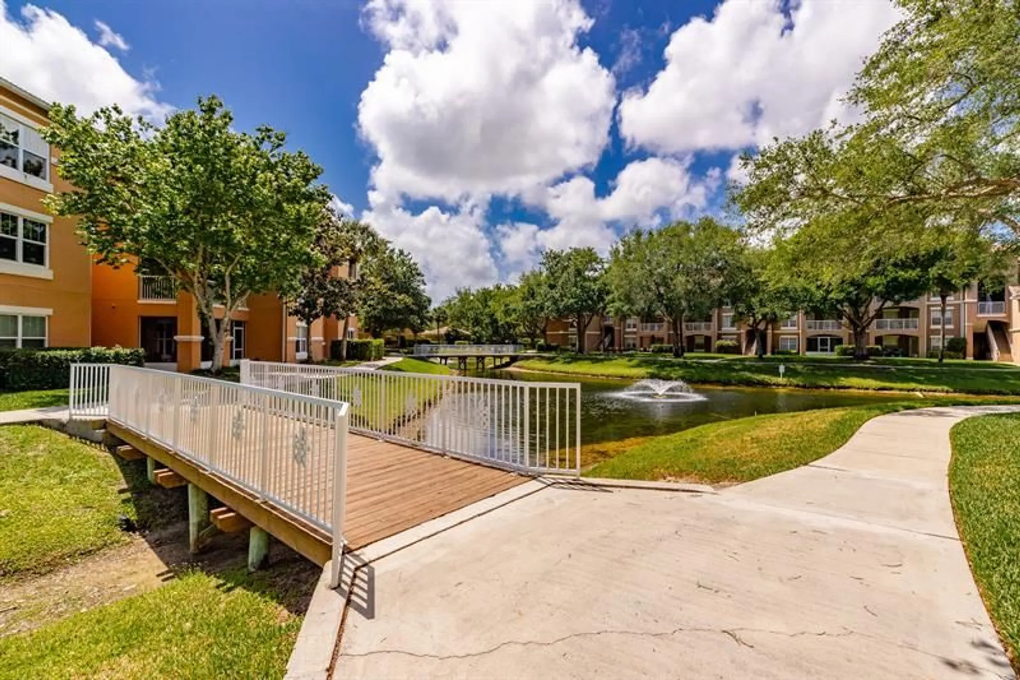 Property Slideshow image 28 of 49 | 5020 fairways cir j107, Vero Beach, FL, 32967