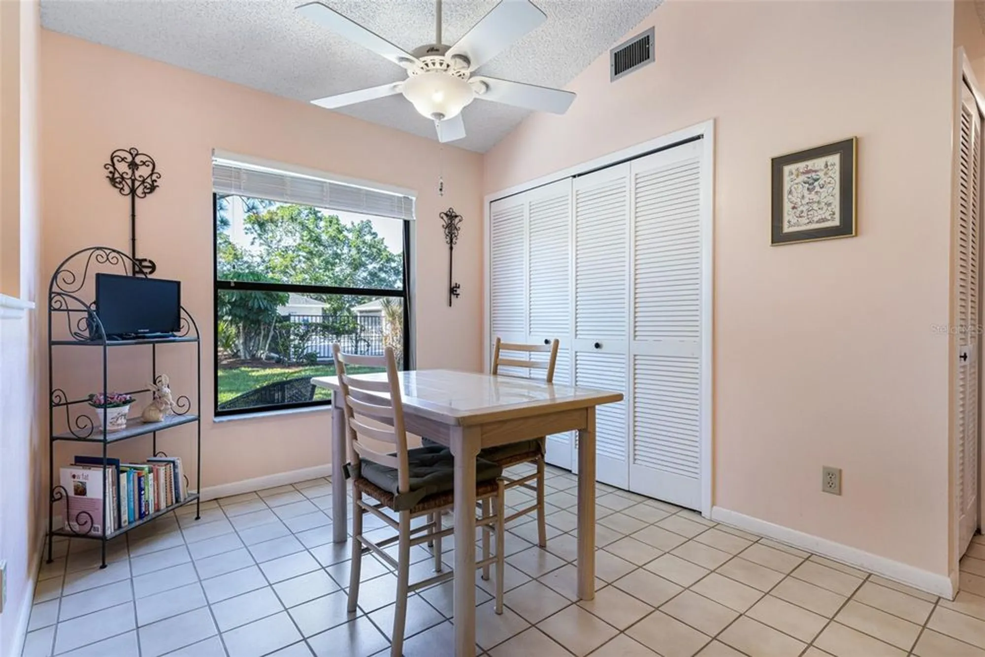 Property Slideshow image 10 of 33 | 3041 matecumbe key rd 4, Punta Gorda, FL, 33955