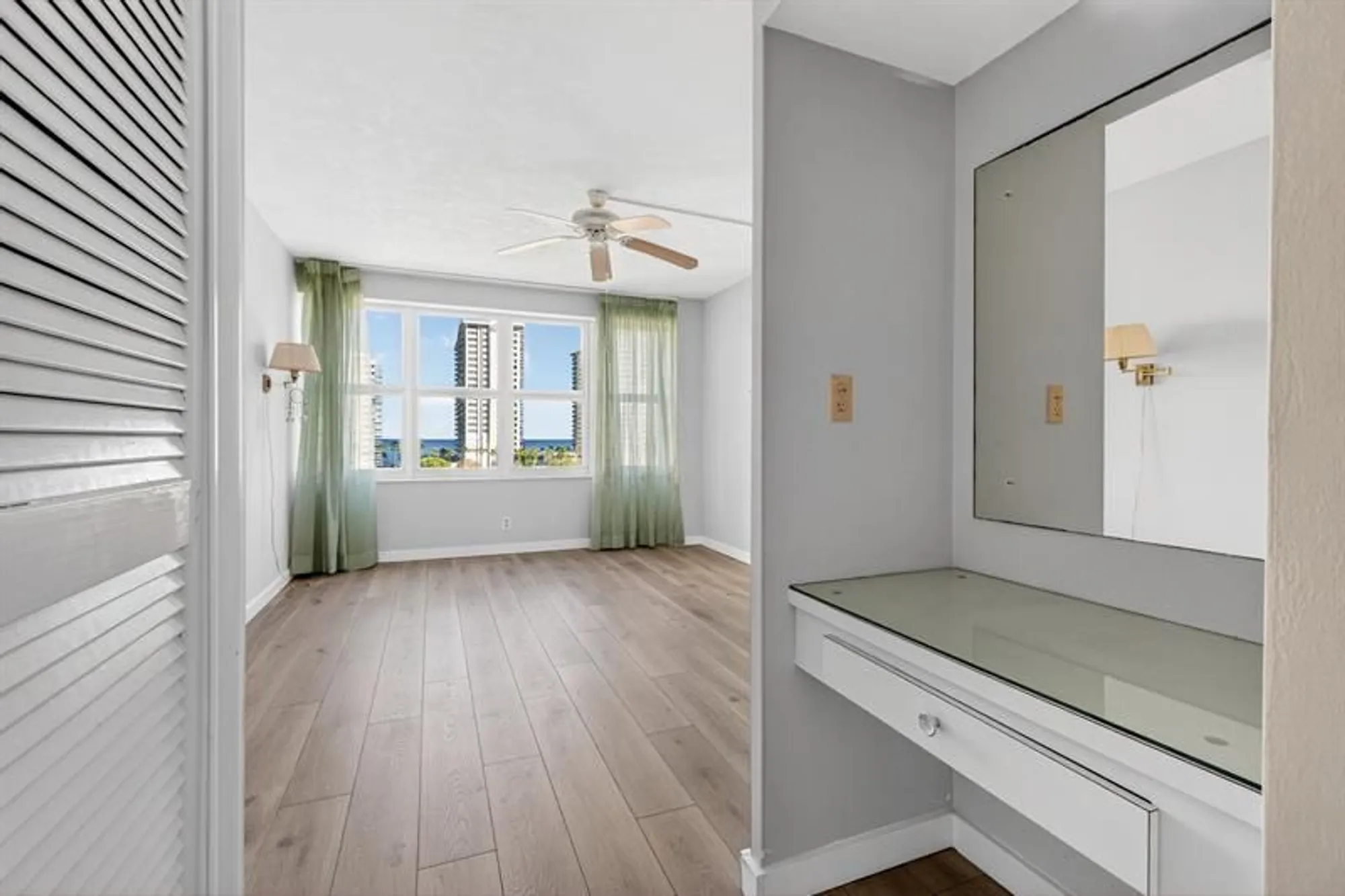 Property Slideshow image 34 of 39 | 3333 ne 34th st 615, Fort Lauderdale, FL, 33308