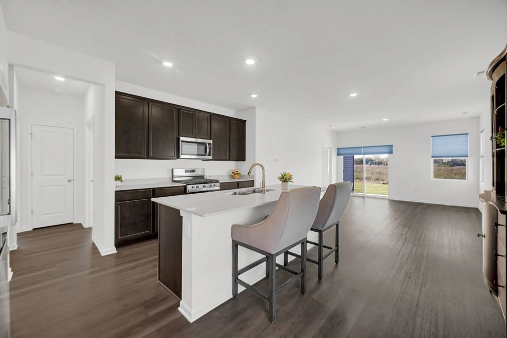 Property Slideshow image 6 of 32 | 2930 harnish dr, Algonquin, IL, 60102