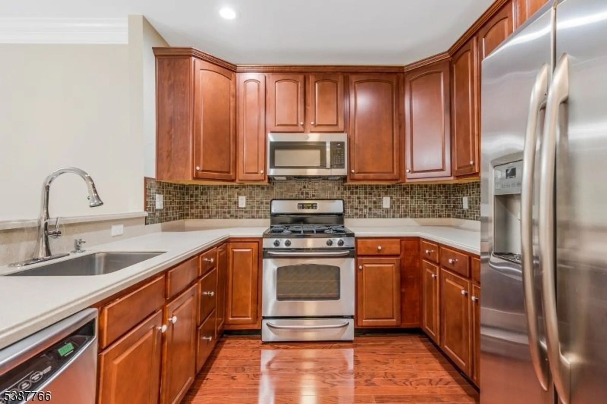 Property Slideshow image 7 of 27 | 259 victoria dr, Bridgewater, NJ, 08807