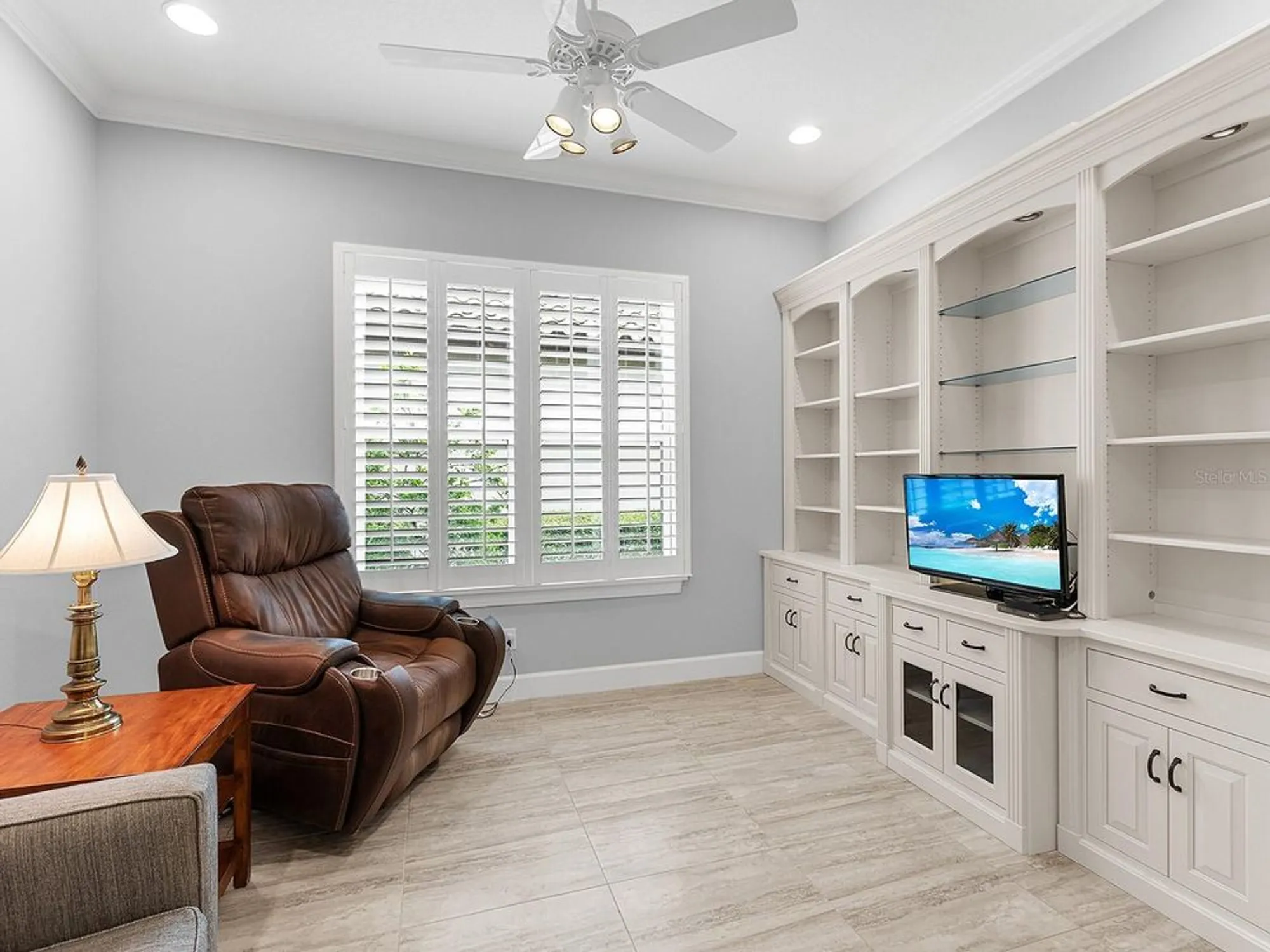 Property Slideshow image 10 of 75 | 12840 sorrento way, Lakewood Ranch, FL, 34211