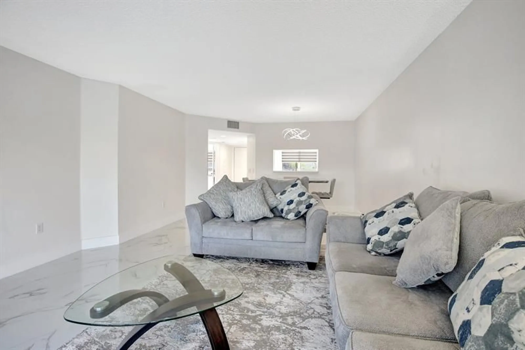 Property Slideshow image 27 of 45 | 13355 sw 16th ct, Pembroke Pines, FL, 33027