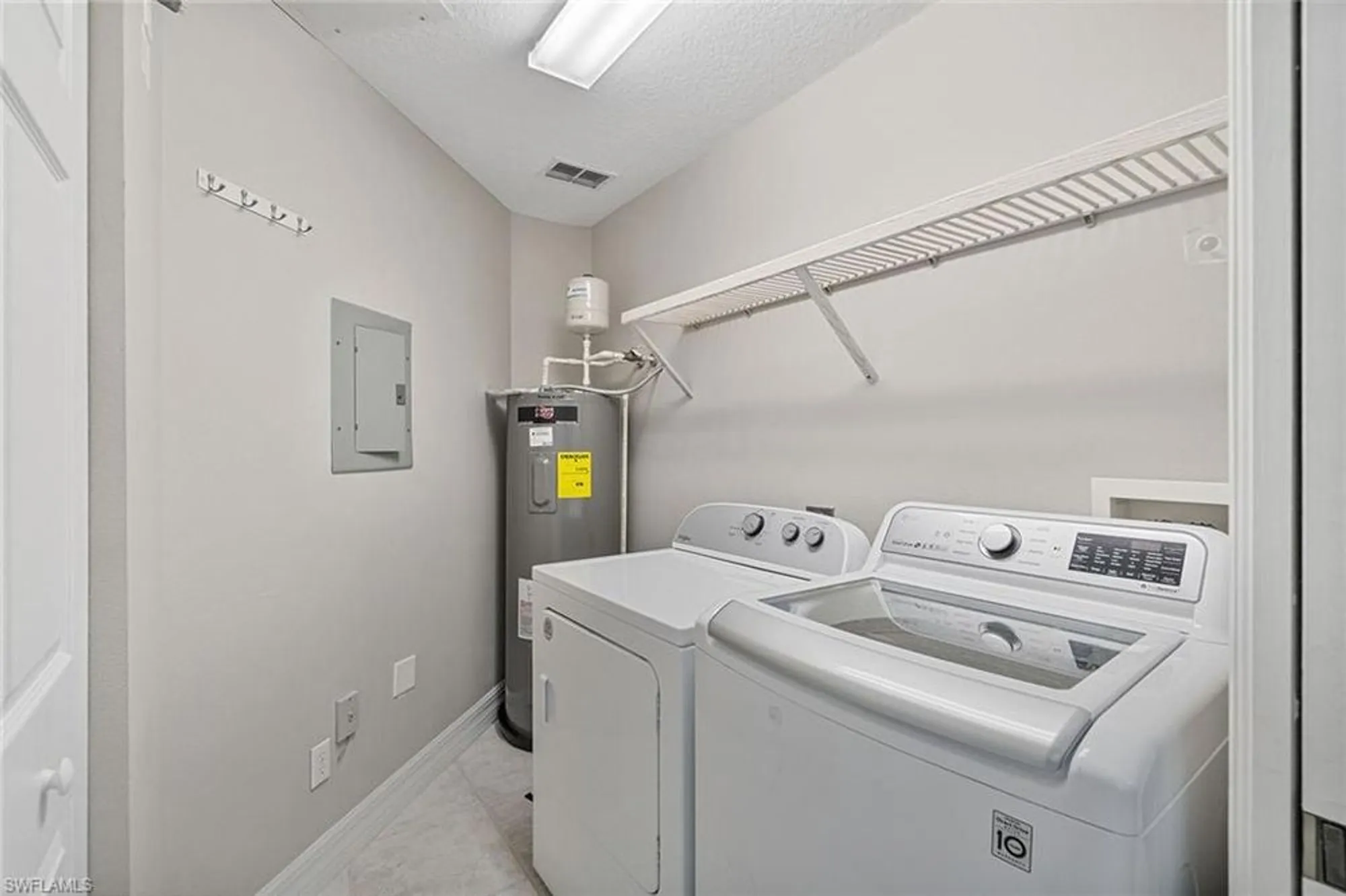 Property Slideshow image 19 of 22 | 24370 sandpiper isle way unit 105, Bonita Springs, FL, 34134