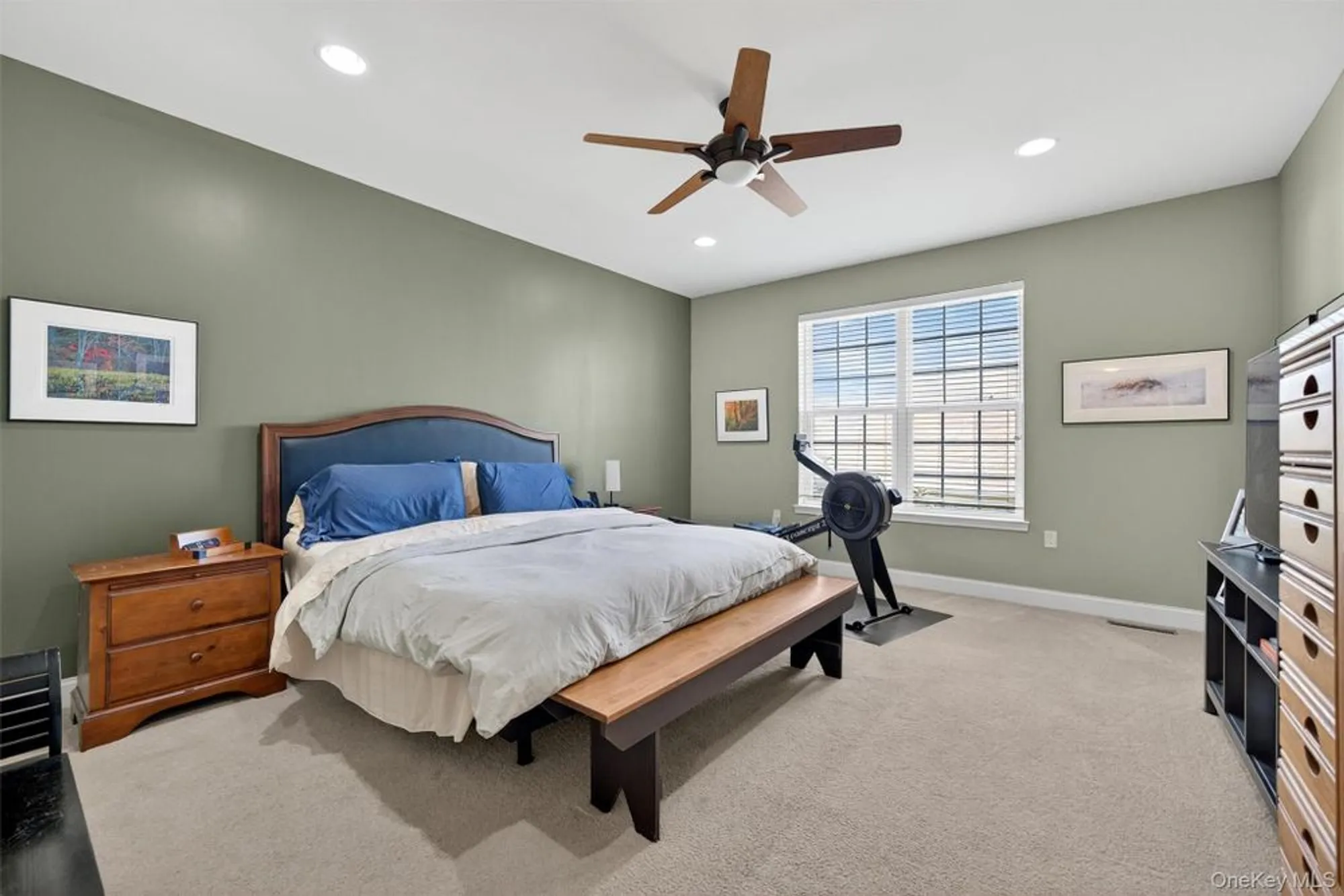 Property Slideshow image 23 of 43 | 21 cyprus dr, Middletown, NY, 10940