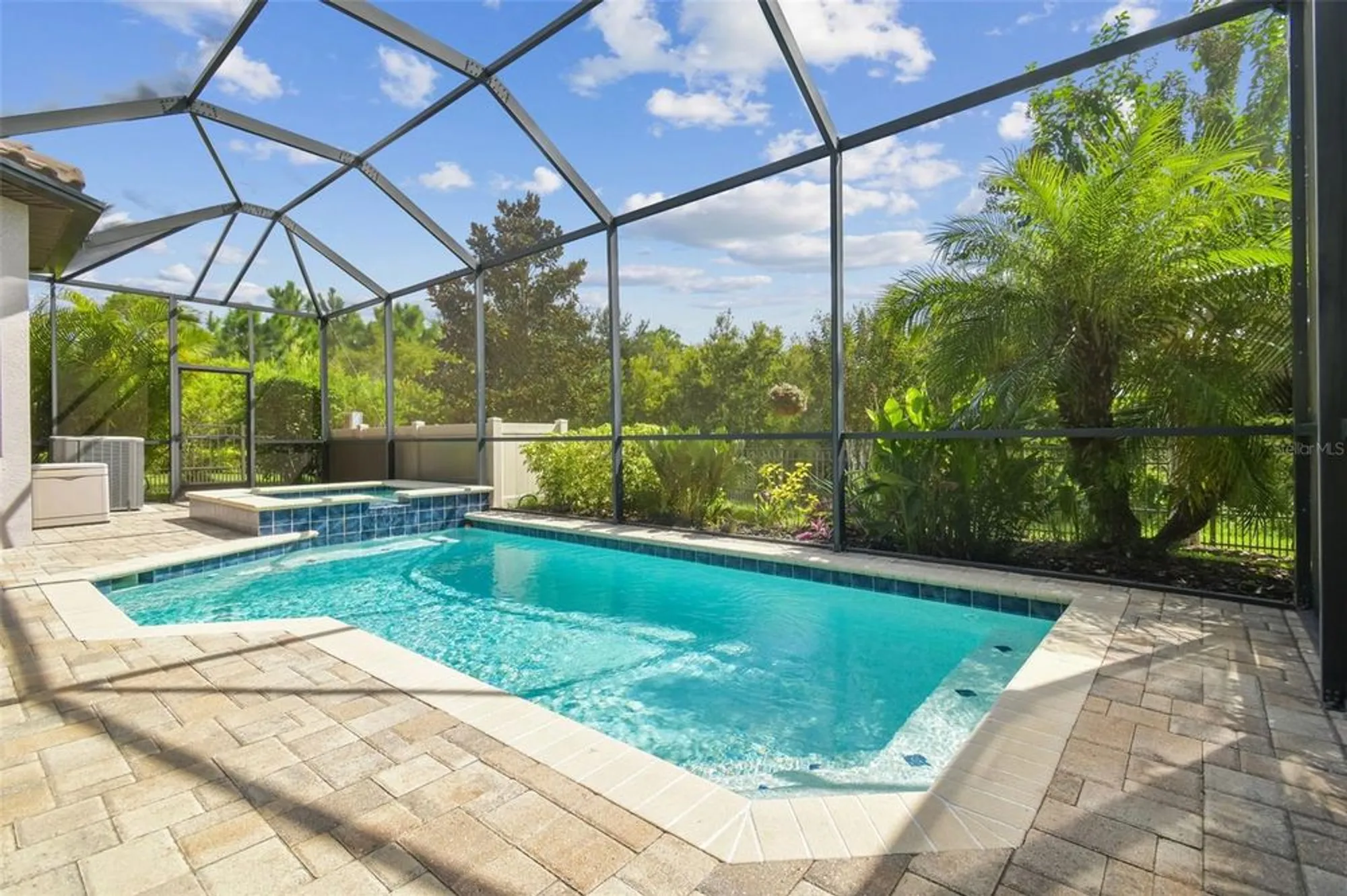 Property Slideshow image 12 of 70 | 8621 grand alberato rd, Tampa, FL, 33647