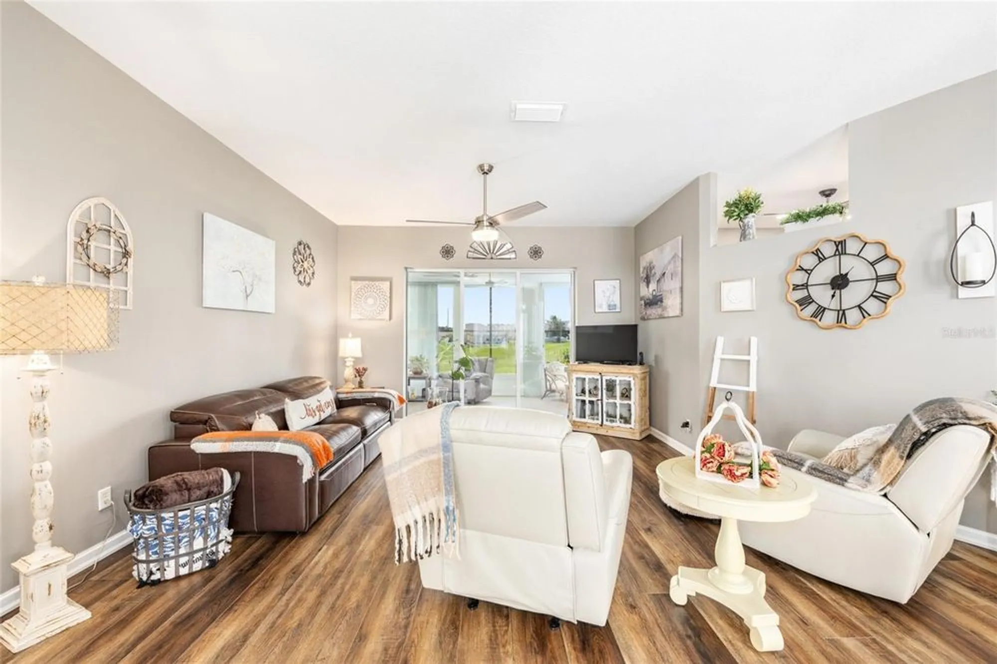 Property Slideshow image 17 of 67 | 5719 nw 25th loop, Ocala, FL, 34482