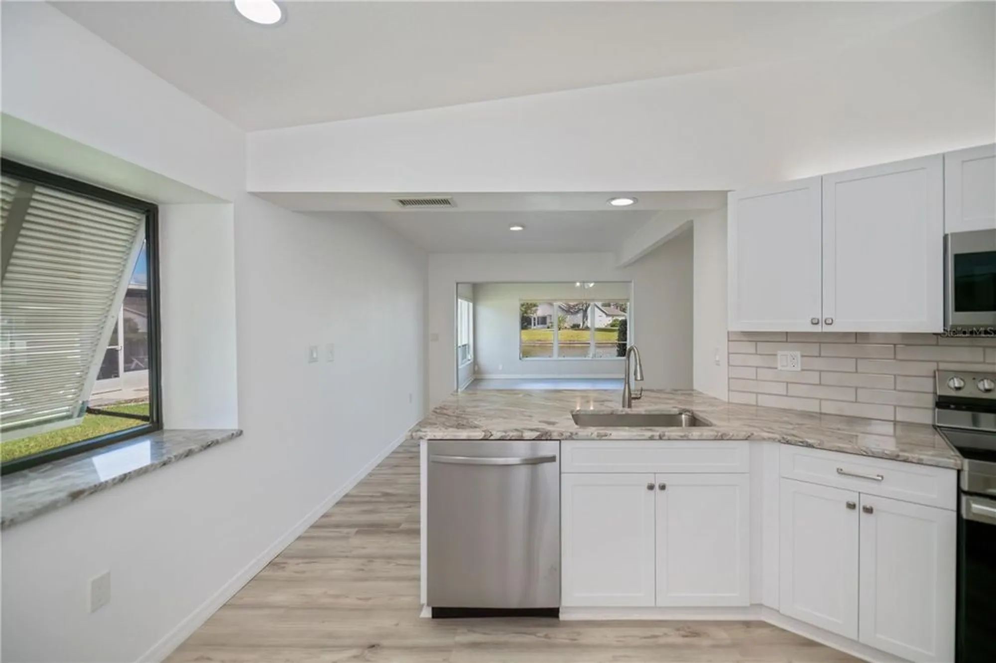 Property Slideshow image 49 of 58 | 425 cypress forest dr, Englewood, FL, 34223