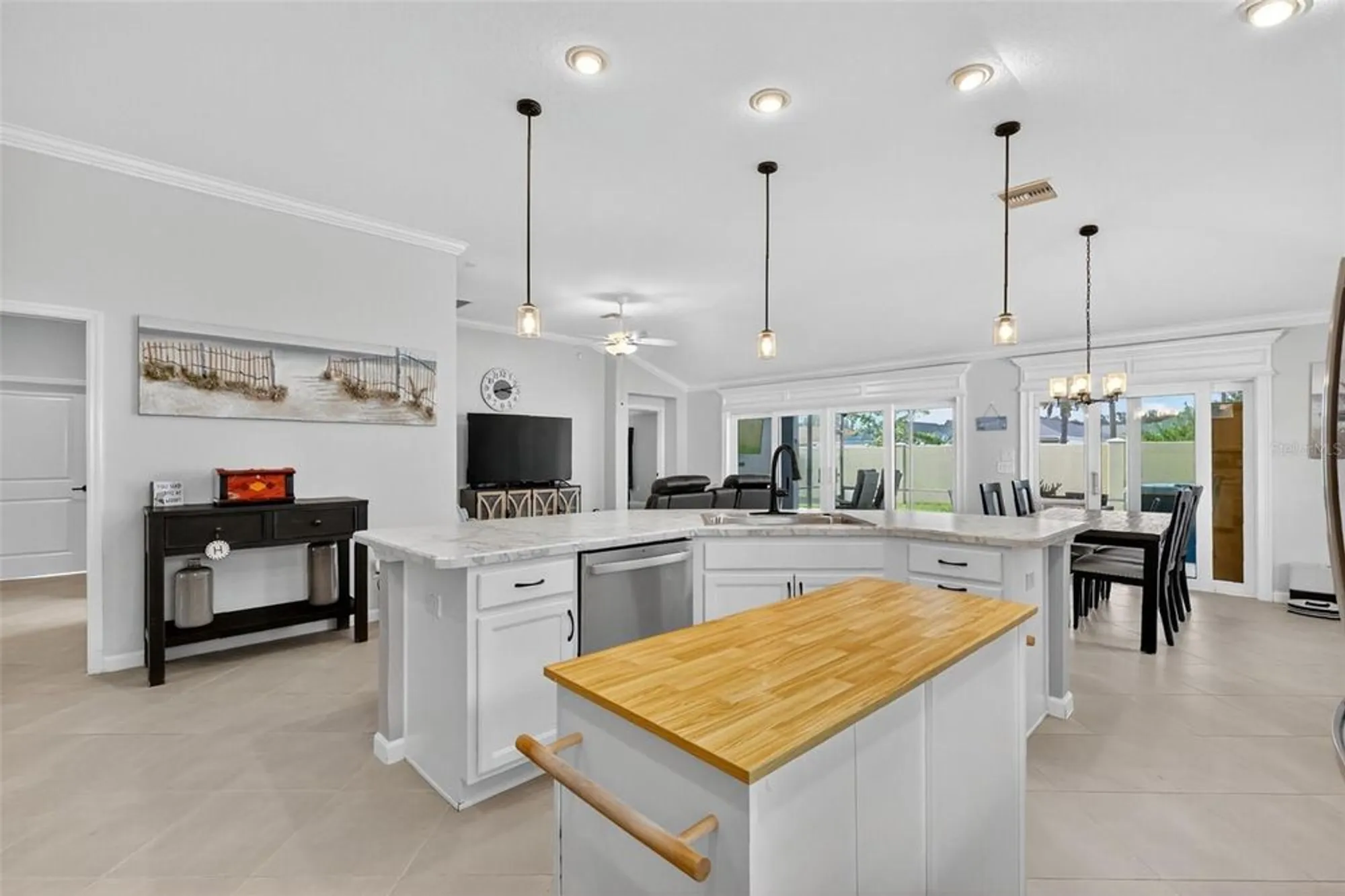 Property Slideshow image 8 of 38 | 3359 arlyn pl, The Villages, FL, 32163