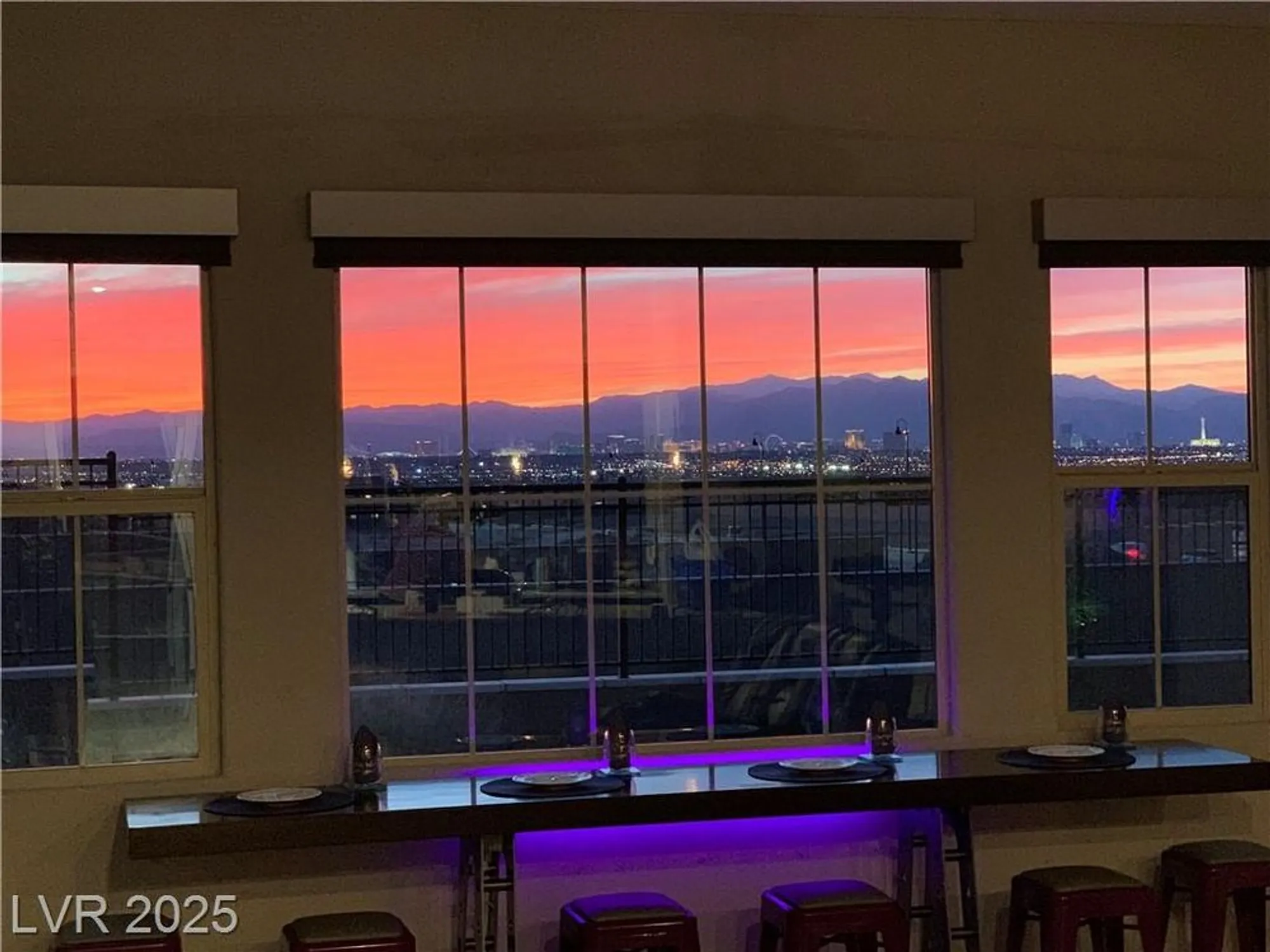 Property Slideshow image 11 of 53 | 738 purple knoll walk, Henderson, NV, 89011