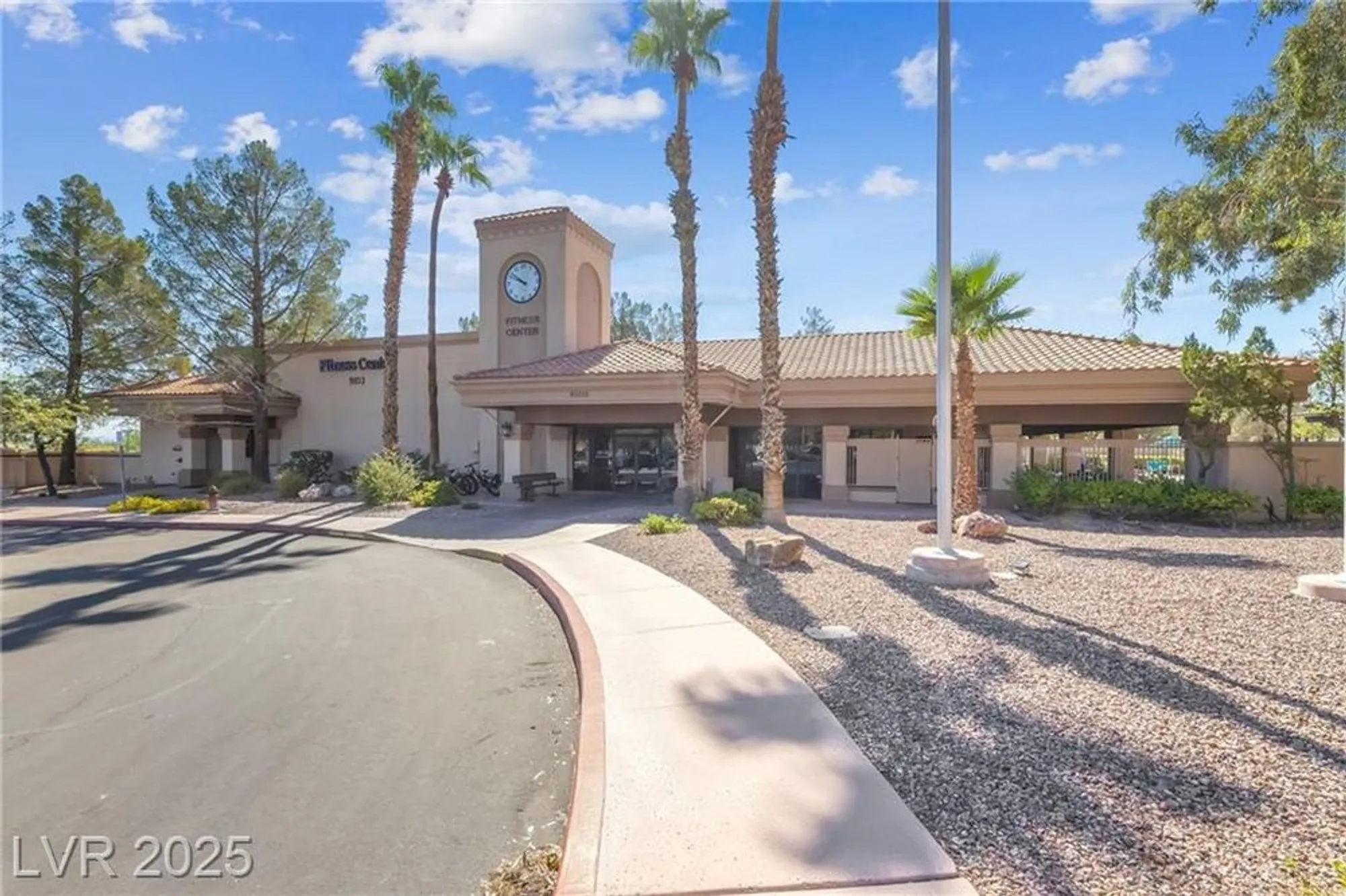 Property Slideshow image 37 of 72 | 2925 lotus hill dr, Las Vegas, NV, 89134