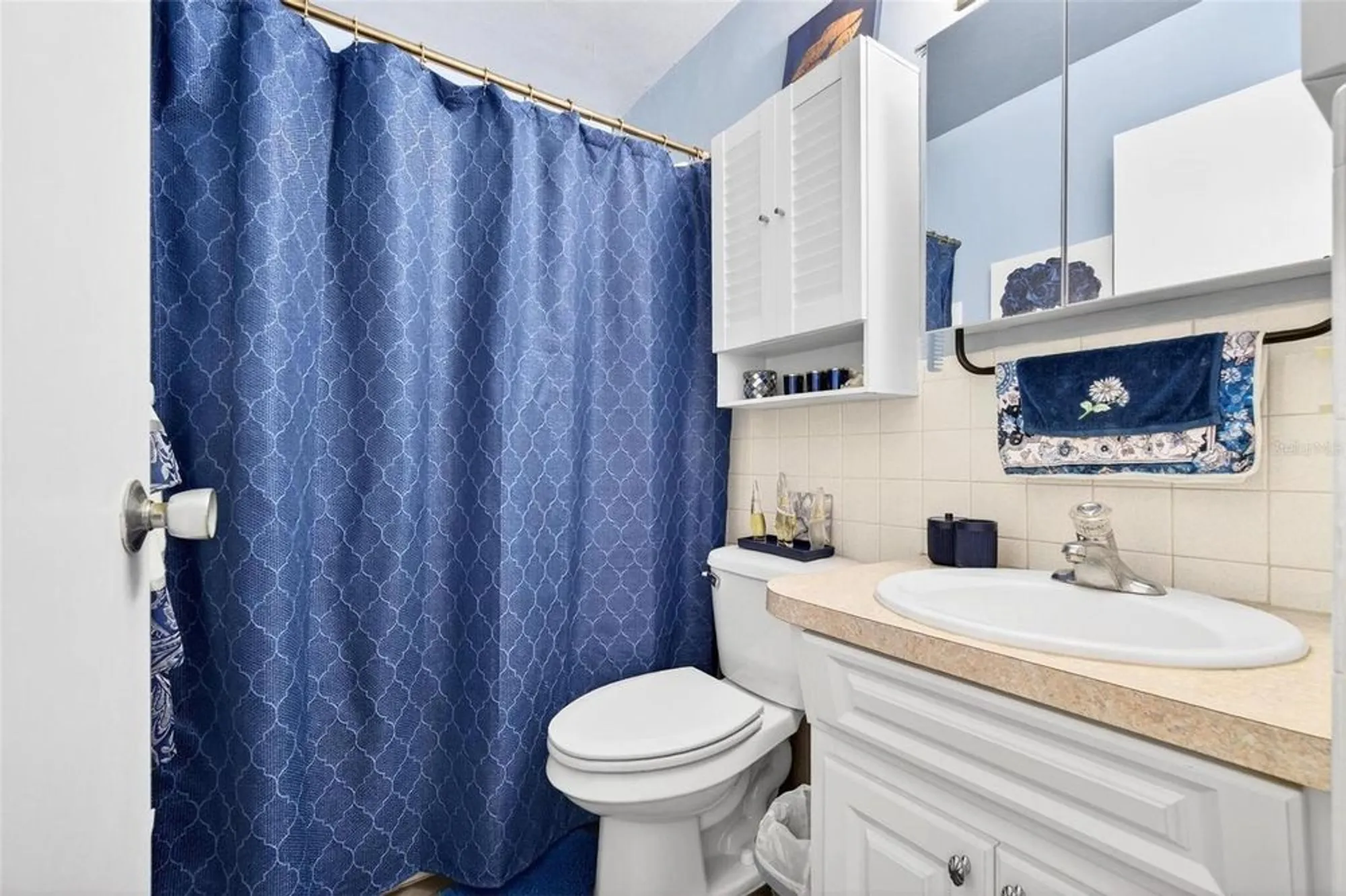Property Slideshow image 12 of 18 | 2452 brazilia dr apt 34, Clearwater, FL, 33763
