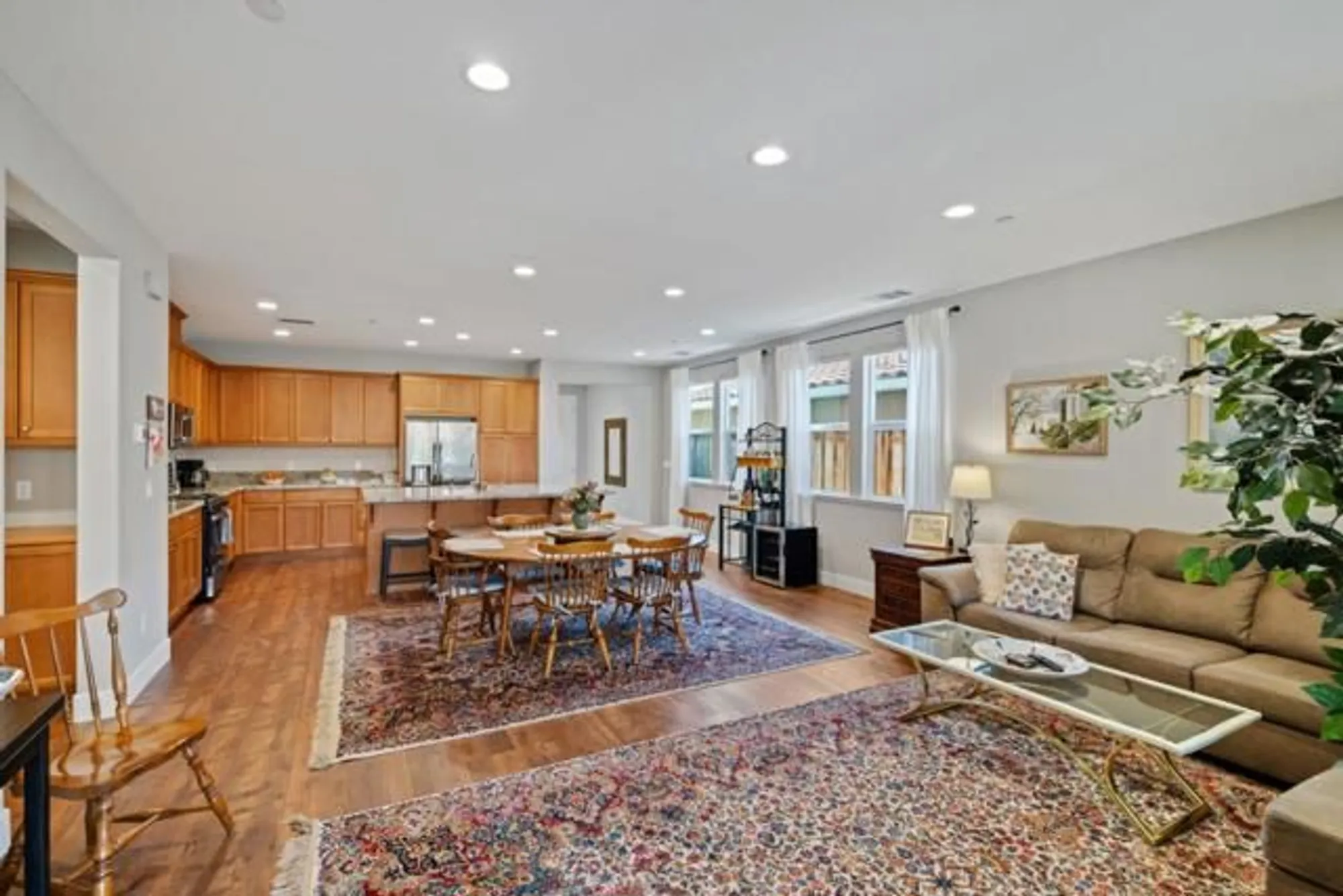 Property Slideshow image 26 of 63 | 1110 mcclellan st, Hollister, CA, 95023