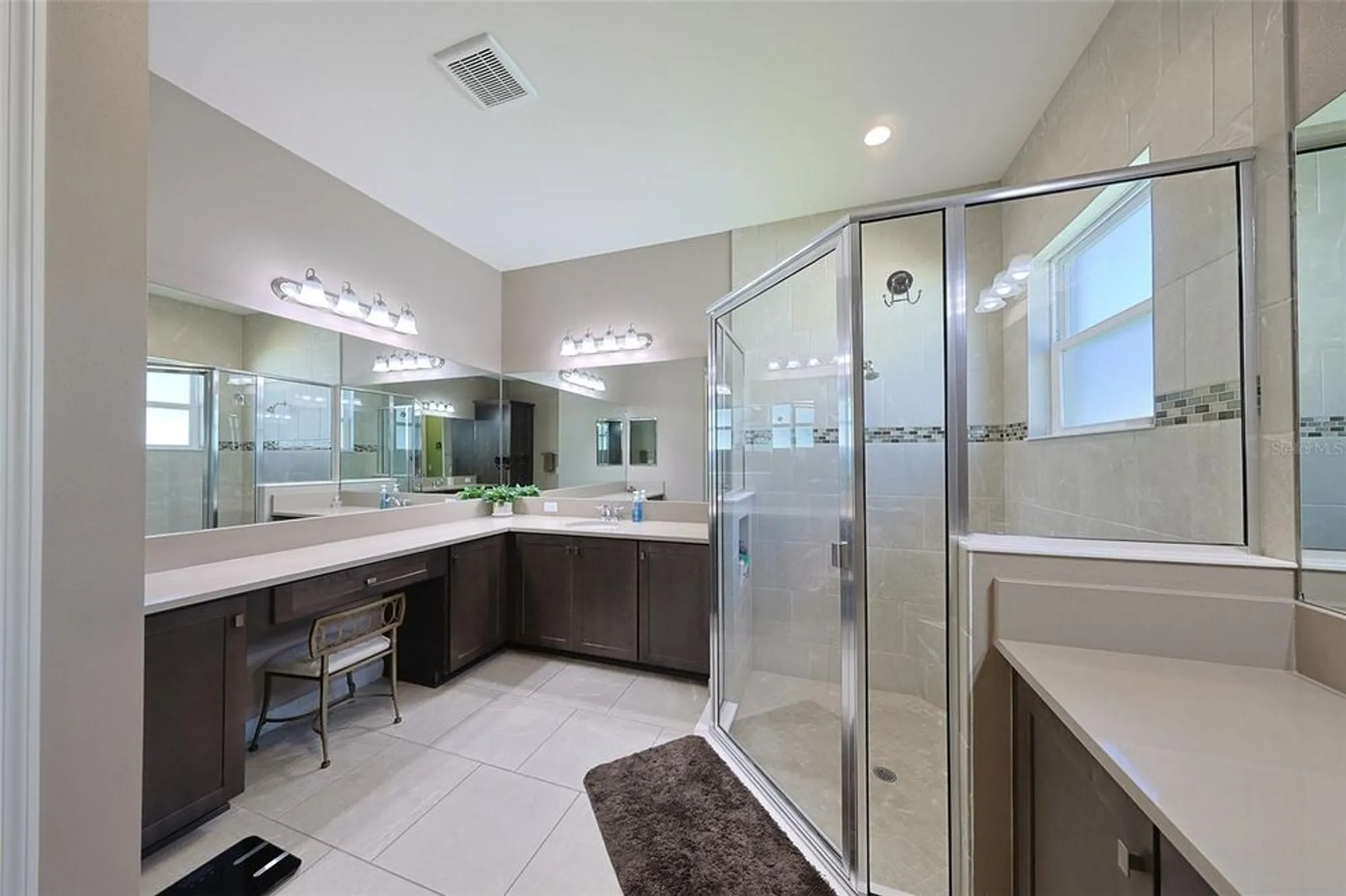 Property Slideshow image 25 of 58 | 4920 sevilla shores dr, Wimauma, FL, 33598