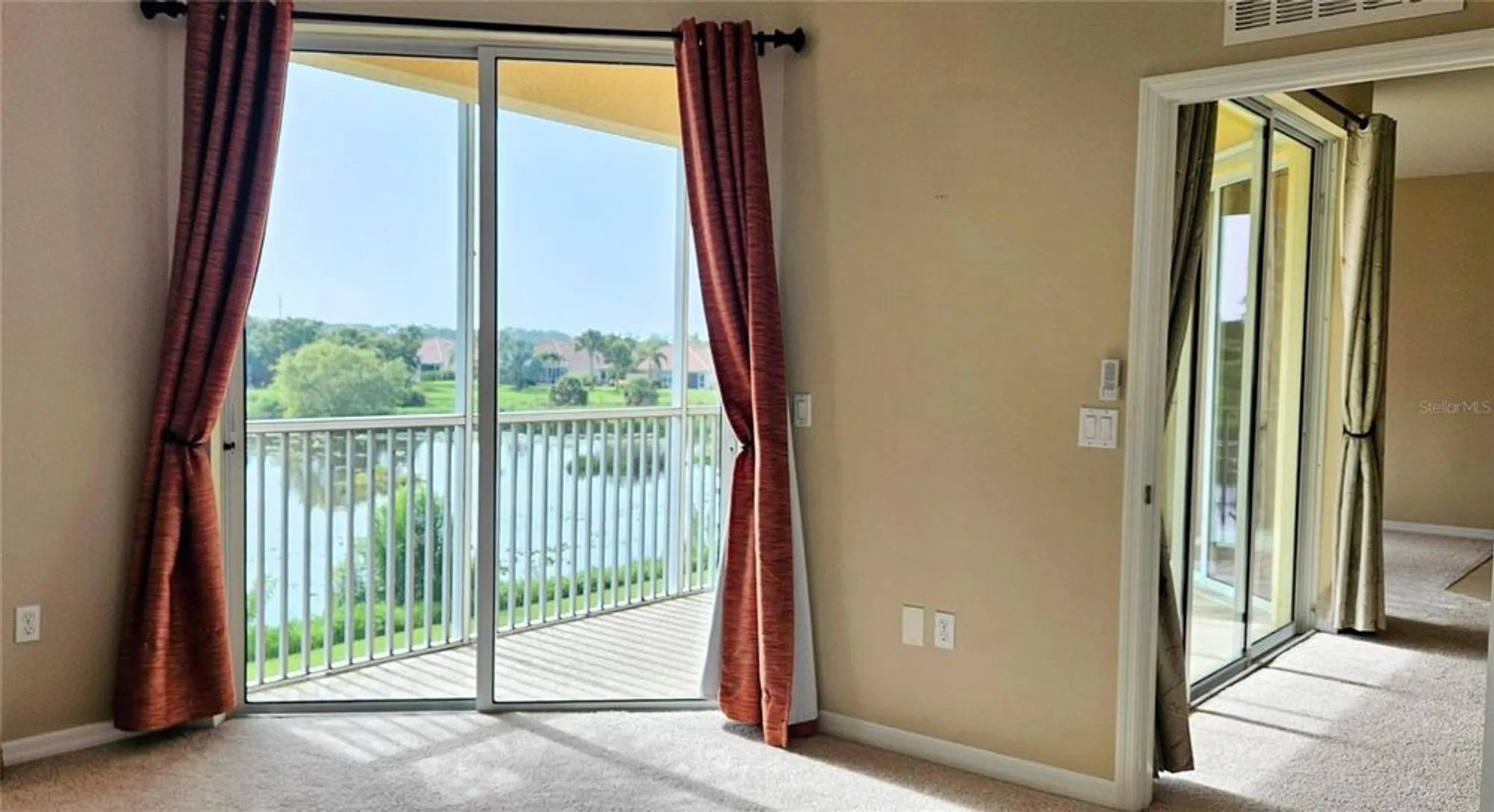 Property Slideshow image 5 of 47 | 1251 burgos dr # 303, Sarasota, FL, 34238