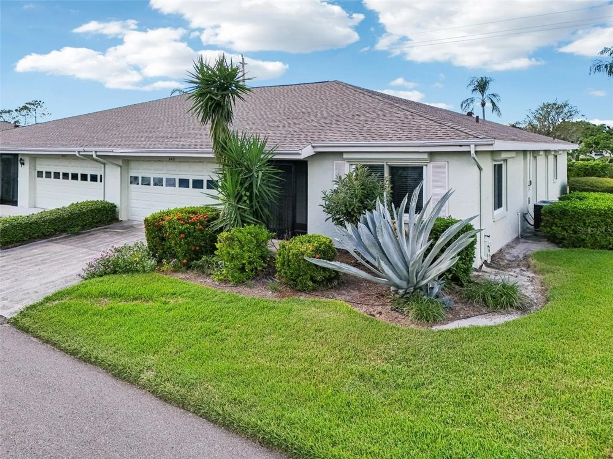 Property Slideshow image 1 of 55 | 2421 lancaster dr, Sun City Center, FL, 33573