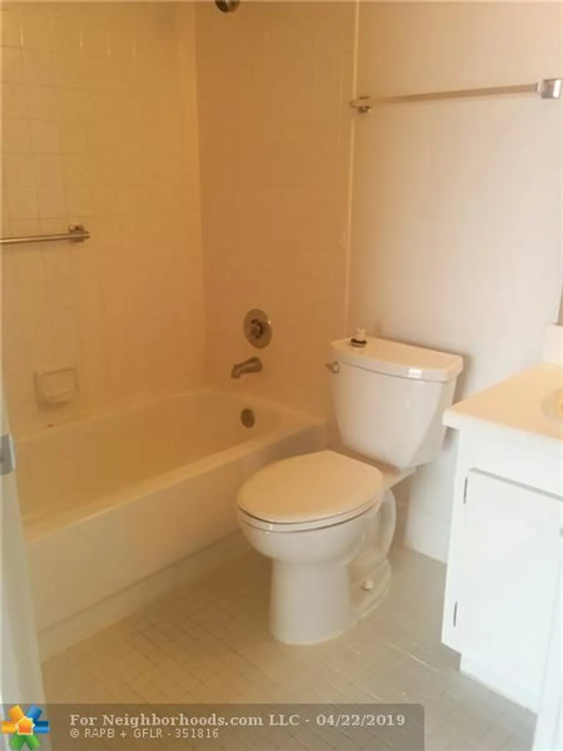 Property Slideshow image 8 of 10 | 1301 sw 134th way apt 412b, Pembroke Pines, FL, 33027