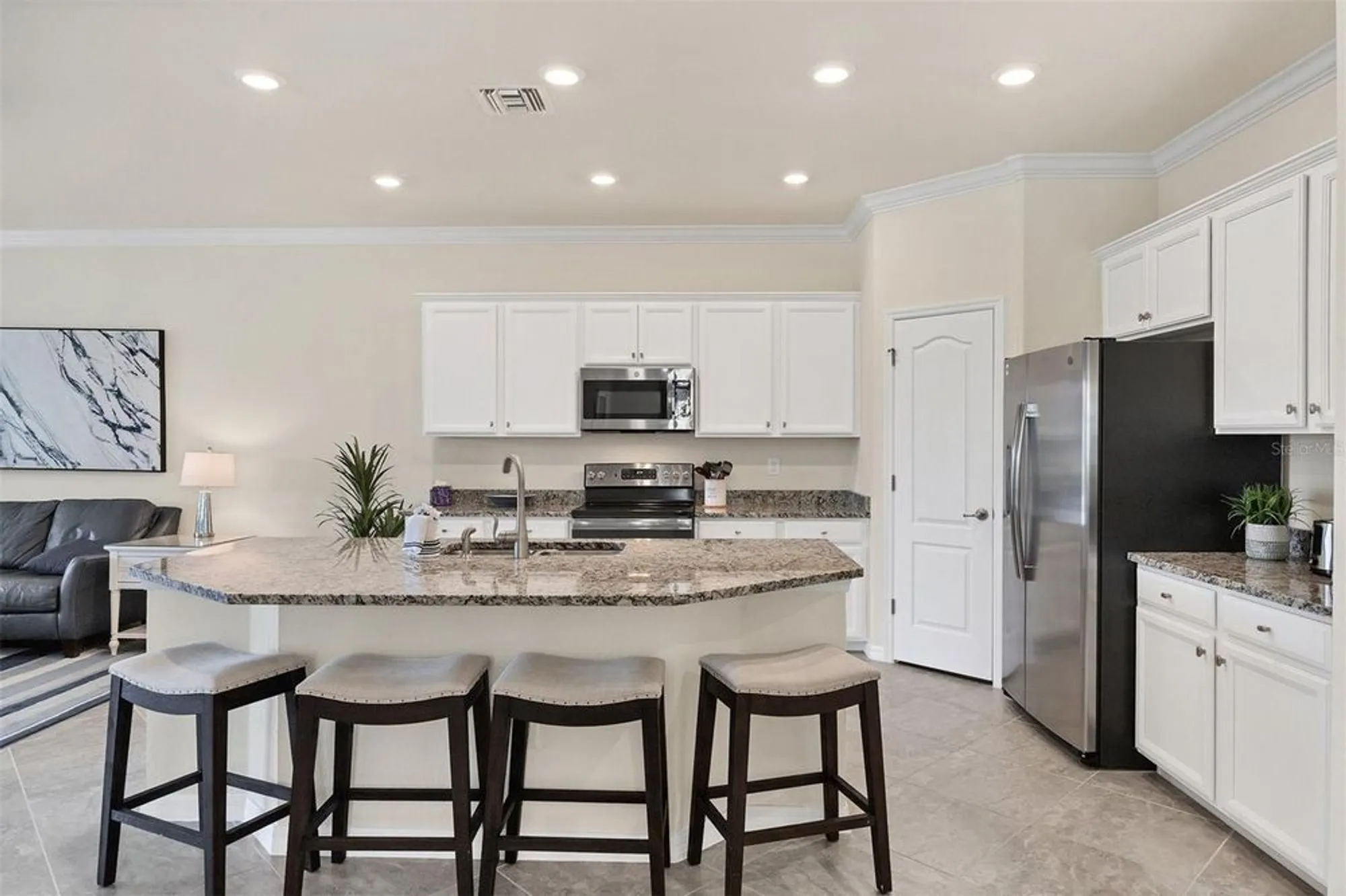 Property Slideshow image 16 of 61 | 10097 cozy grove dr, Venice, FL, 34293