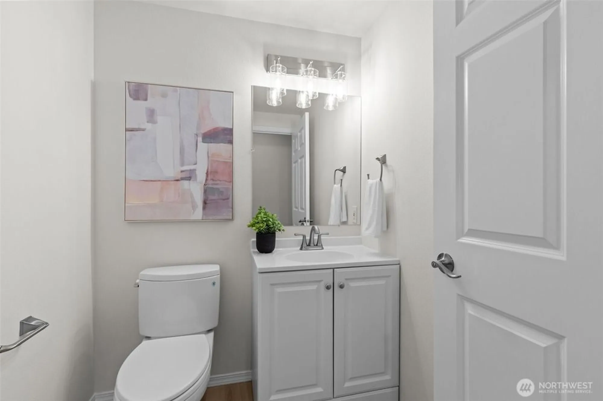 Property Slideshow image 30 of 40 | 22637 se 44th ln, Issaquah, WA, 98029