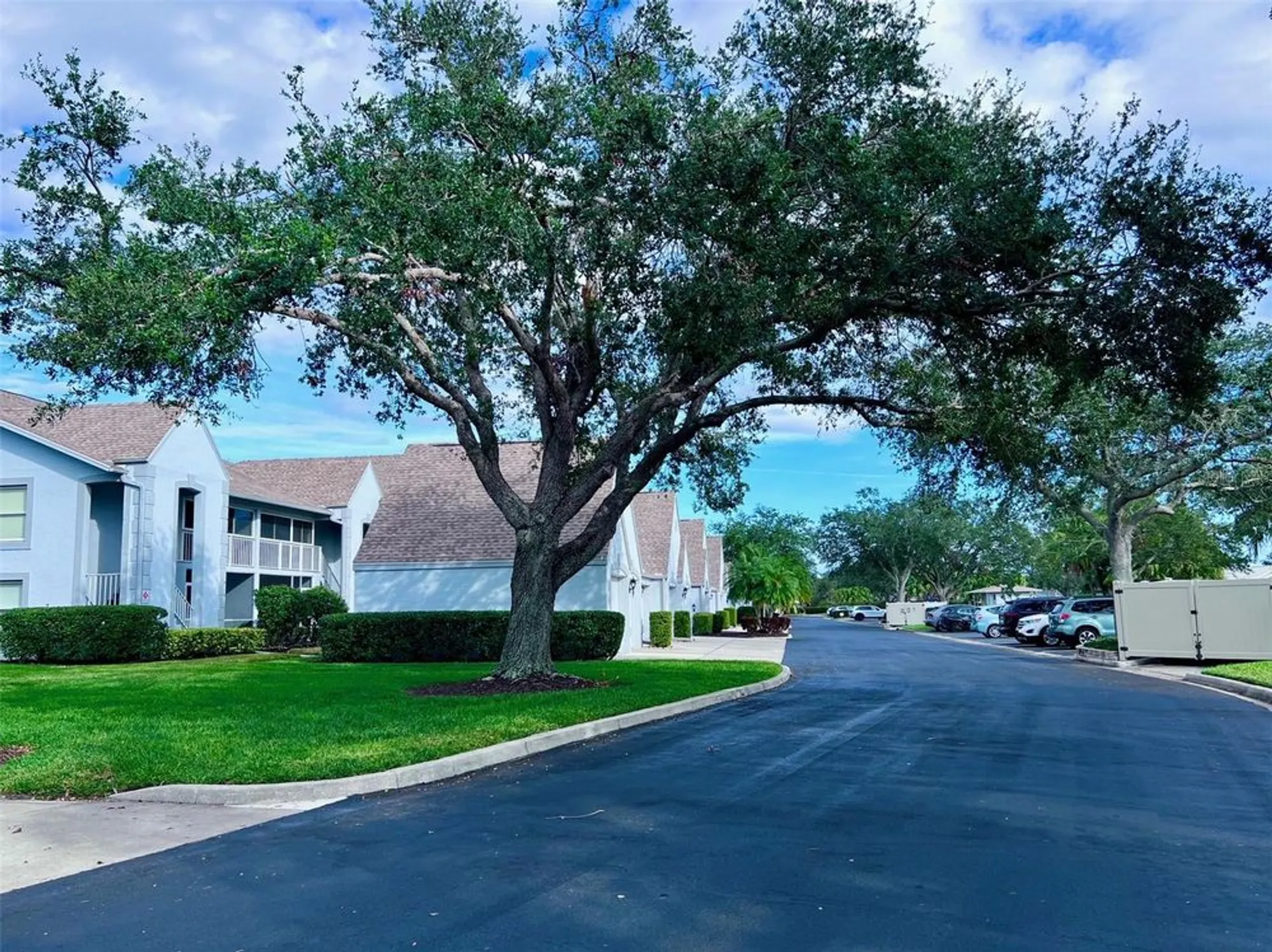 Property Slideshow image 27 of 71 | 6707 stone river rd apt 203, Bradenton, FL, 34203