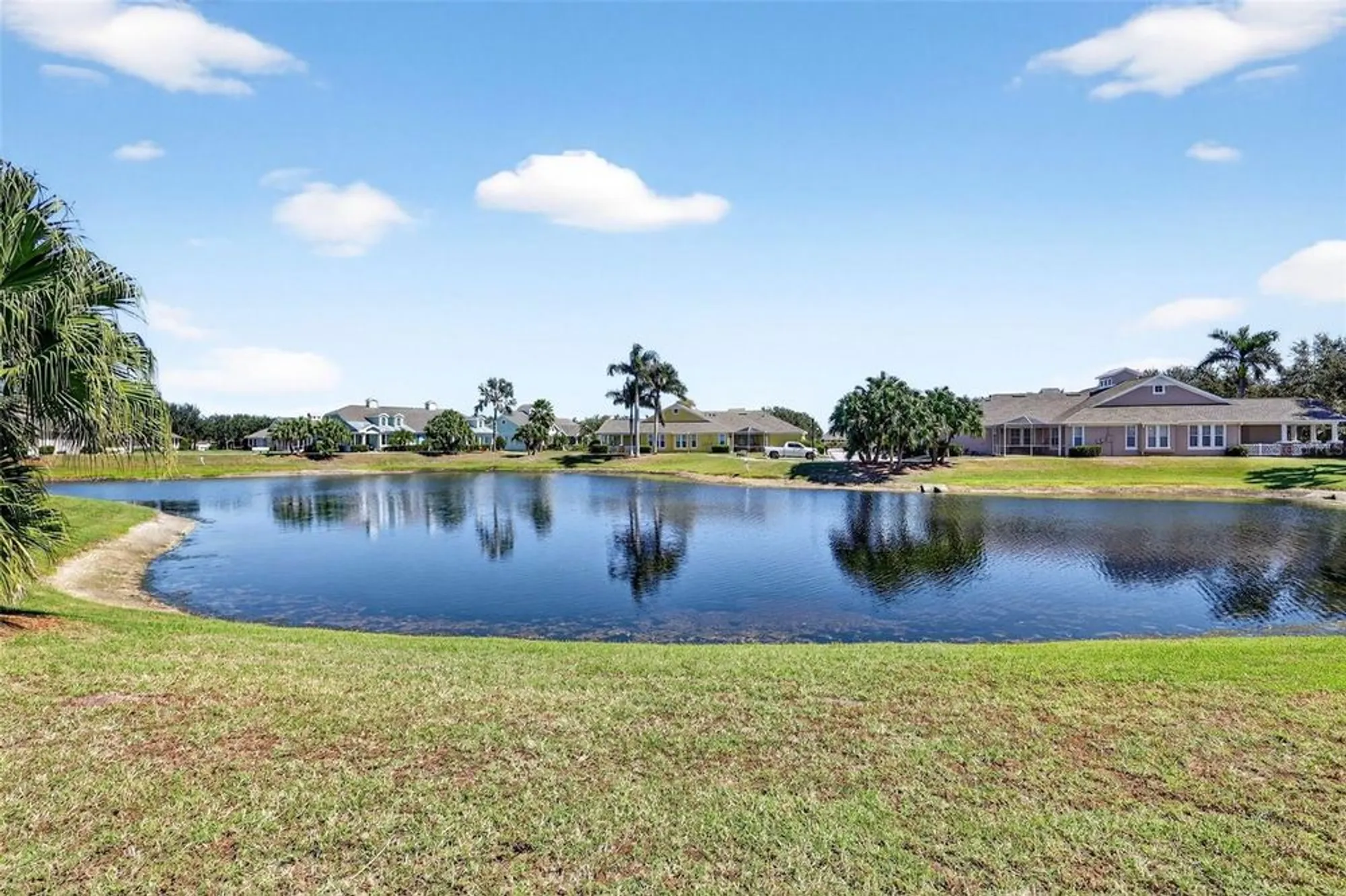 Property Slideshow image 5 of 77 | 5610 golden isles dr, Apollo Beach, FL, 33572