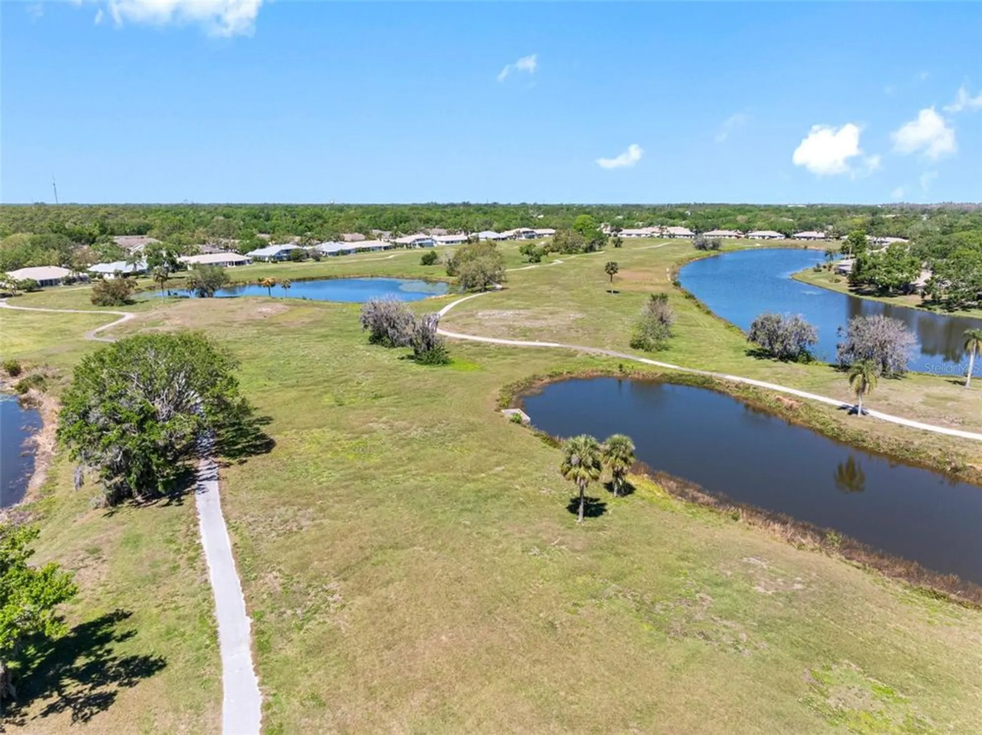 Property Slideshow image 34 of 48 | 2618 newcomb ct # 12, Sun City Center, FL, 33573