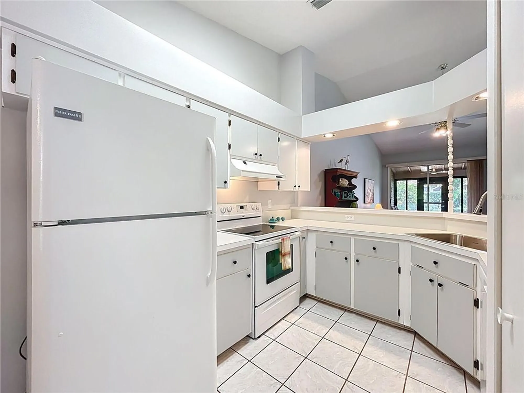 Property Slideshow image 7 of 55 | 5530 rosewall cir, Leesburg, FL, 34748