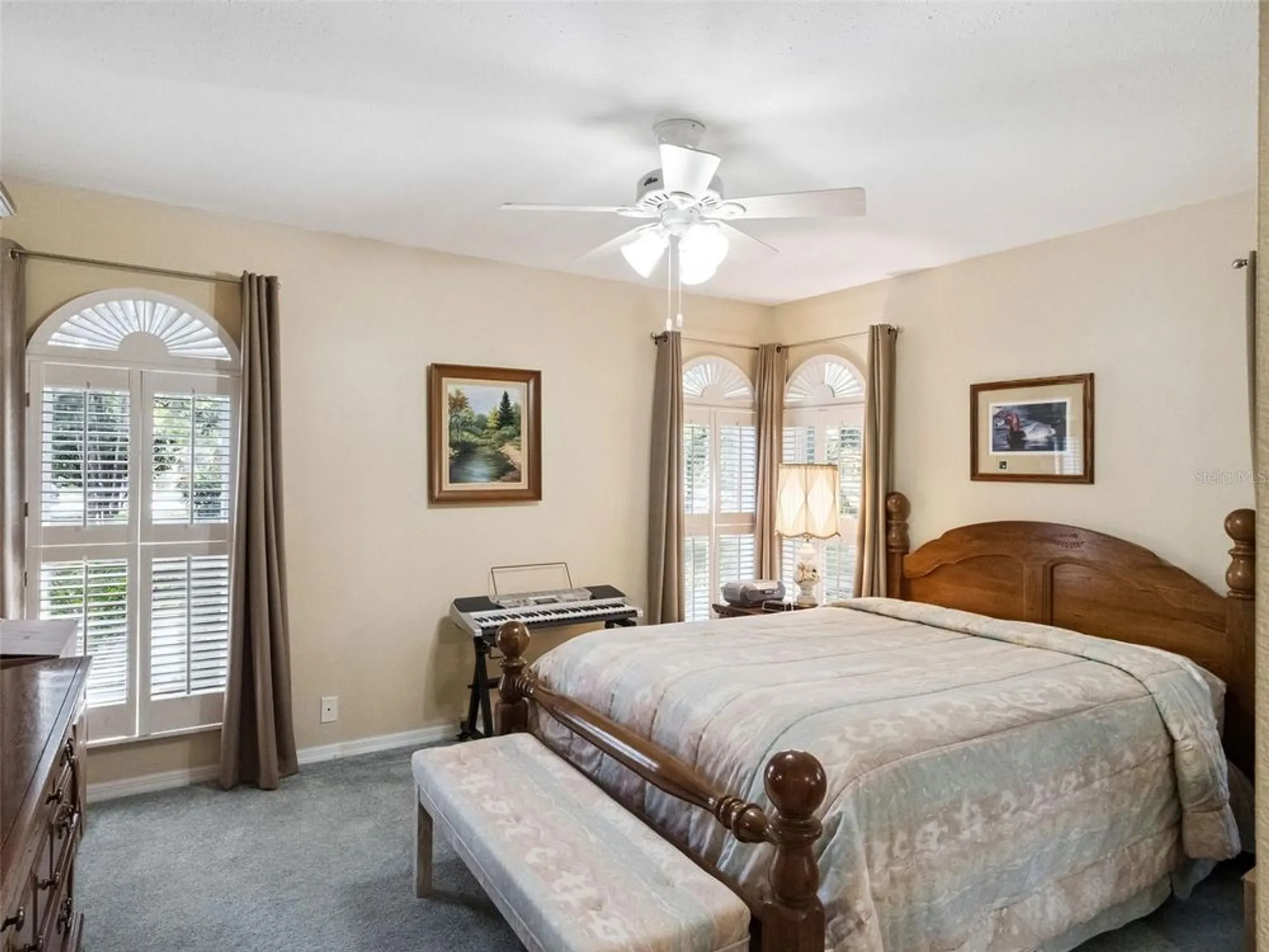 Property Slideshow image 28 of 86 | 5609 rosewall cir, Leesburg, FL, 34748
