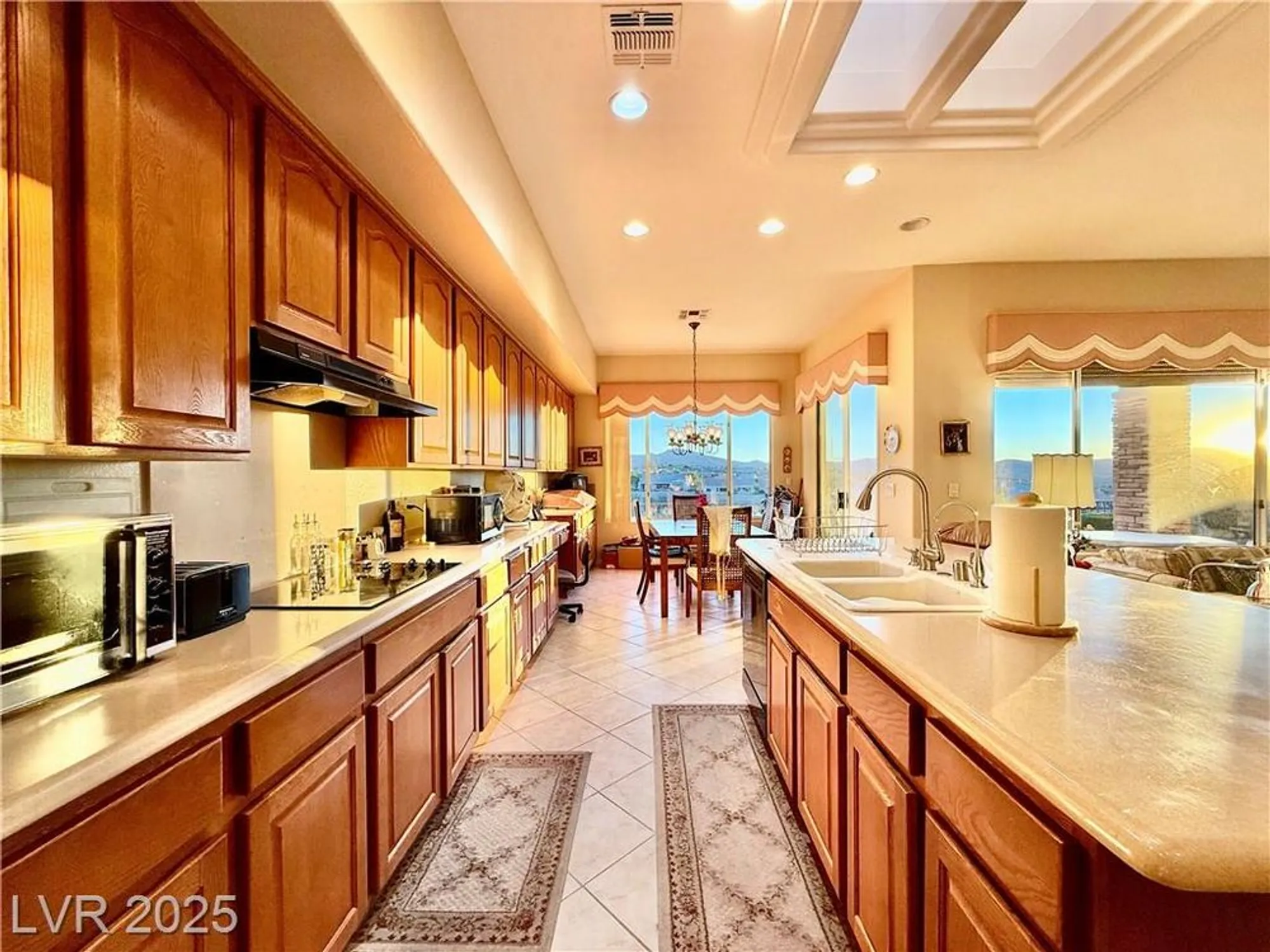 Property Slideshow image 25 of 51 | 2851 scotts valley dr, Henderson, NV, 89052